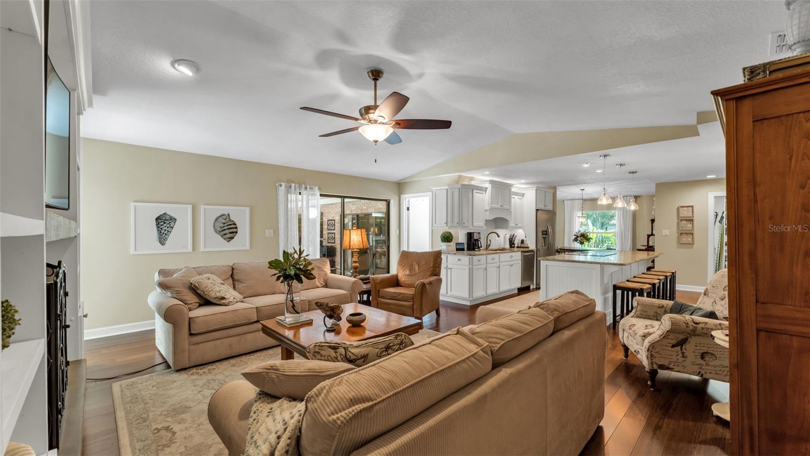 906 Crestview, Auburndale, FL 33823