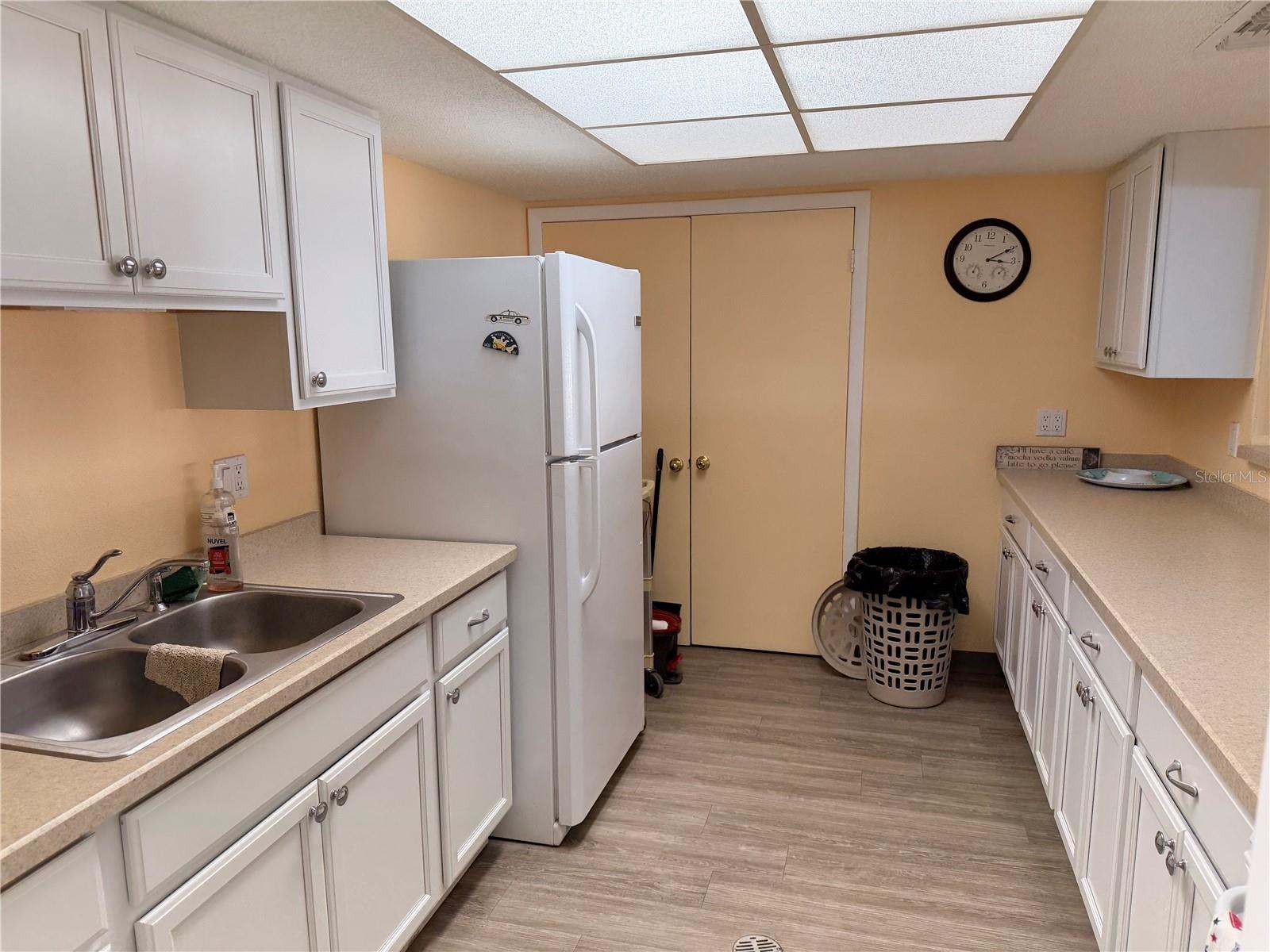 3621 Lake Bayshore Unit J-403, Bradenton, FL 34205