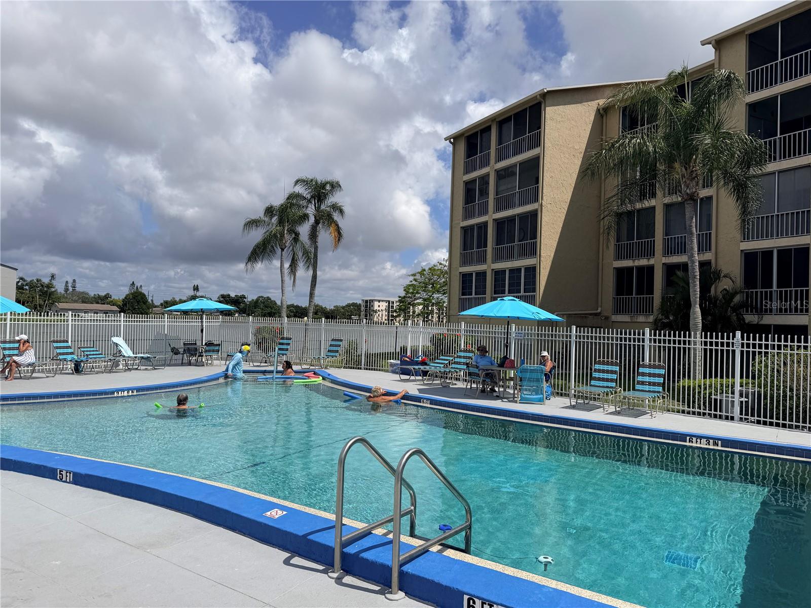 3621 Lake Bayshore Unit J-403, Bradenton, FL 34205