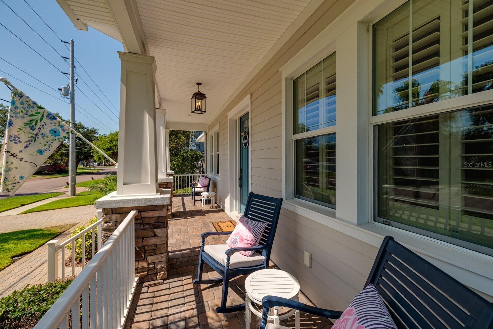 852 Cordova, St Petersburg, FL 33704