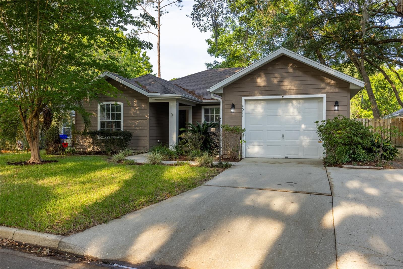4511 35th, Gainesville, FL 32605