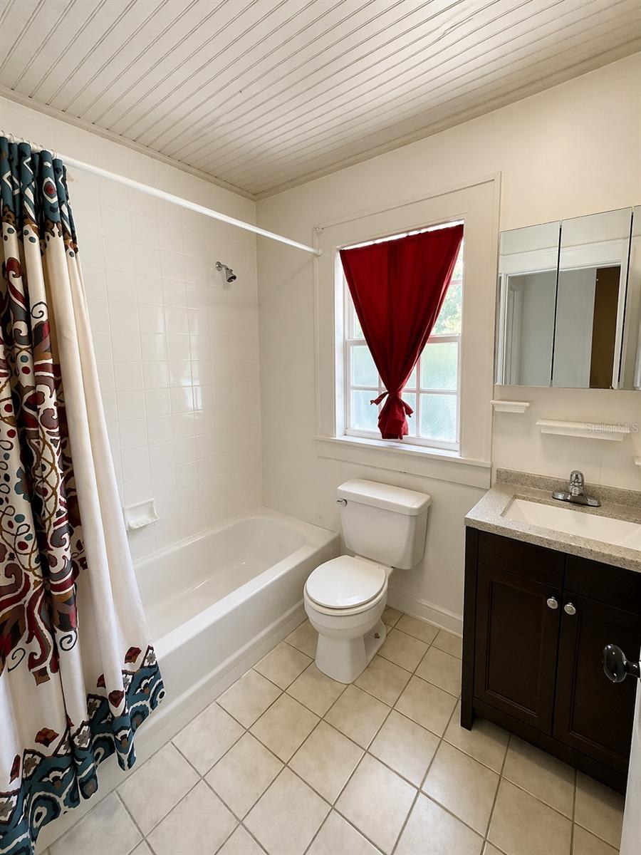 1225 11th, St Petersburg, FL 33705