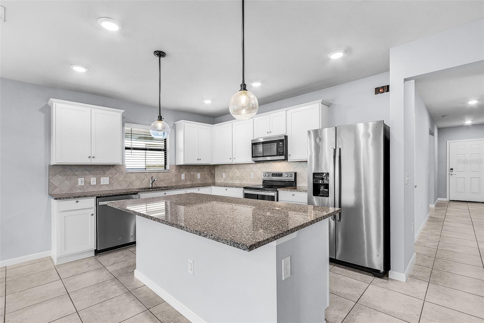 16033 Beachberry, North Fort Myers, FL 33917