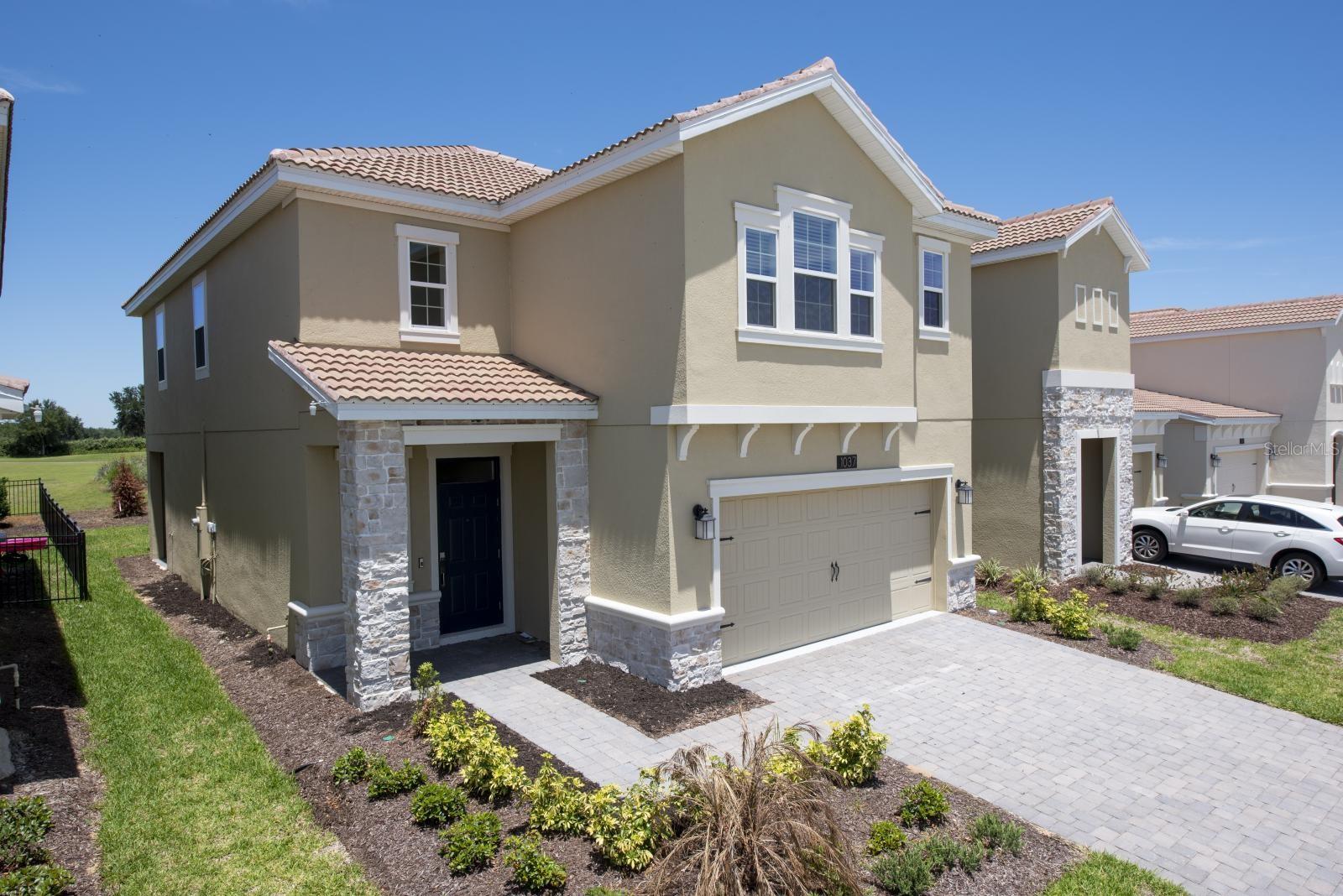 1037 Blackwolf Run, Davenport, FL 33896