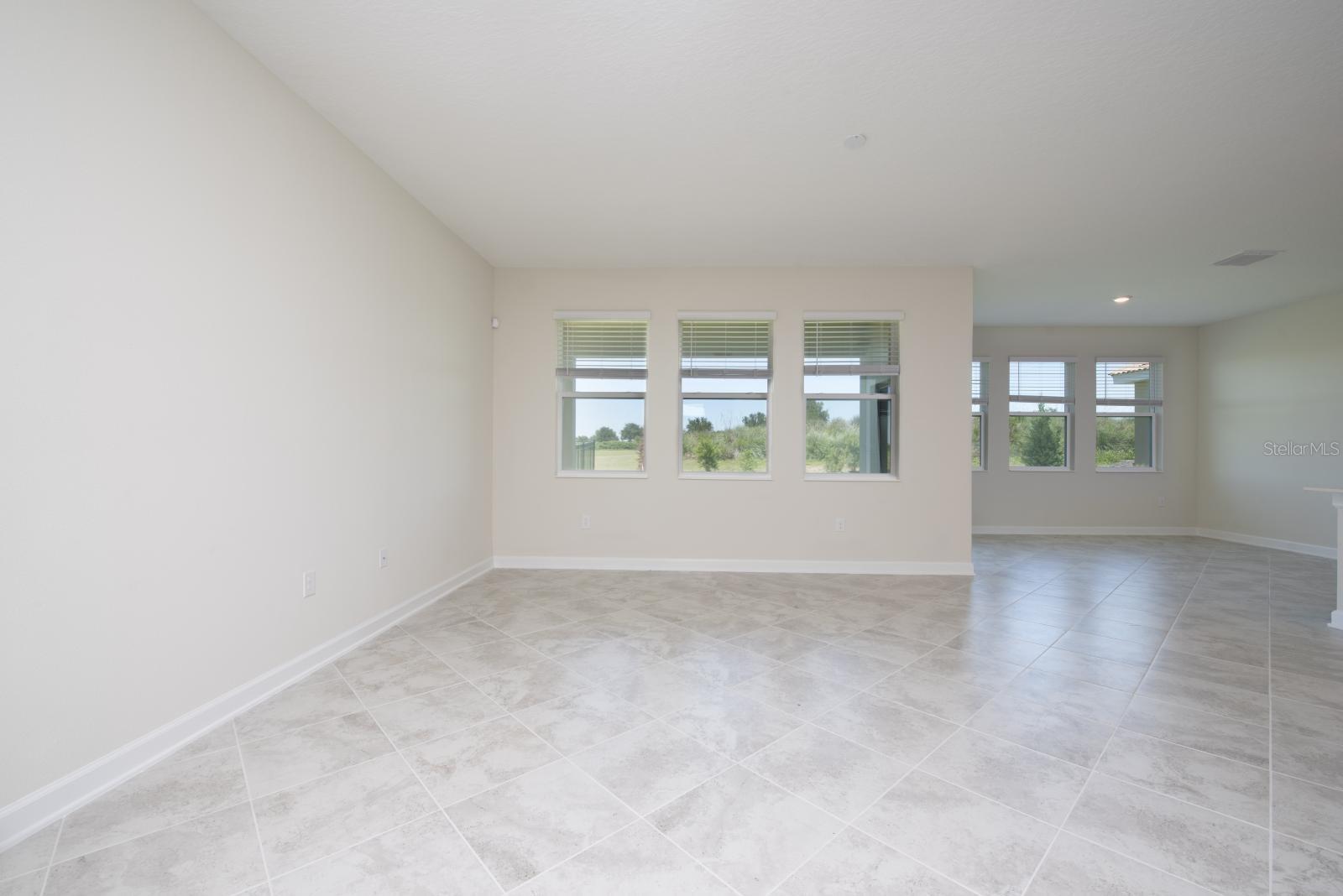 1037 Blackwolf Run, Davenport, FL 33896