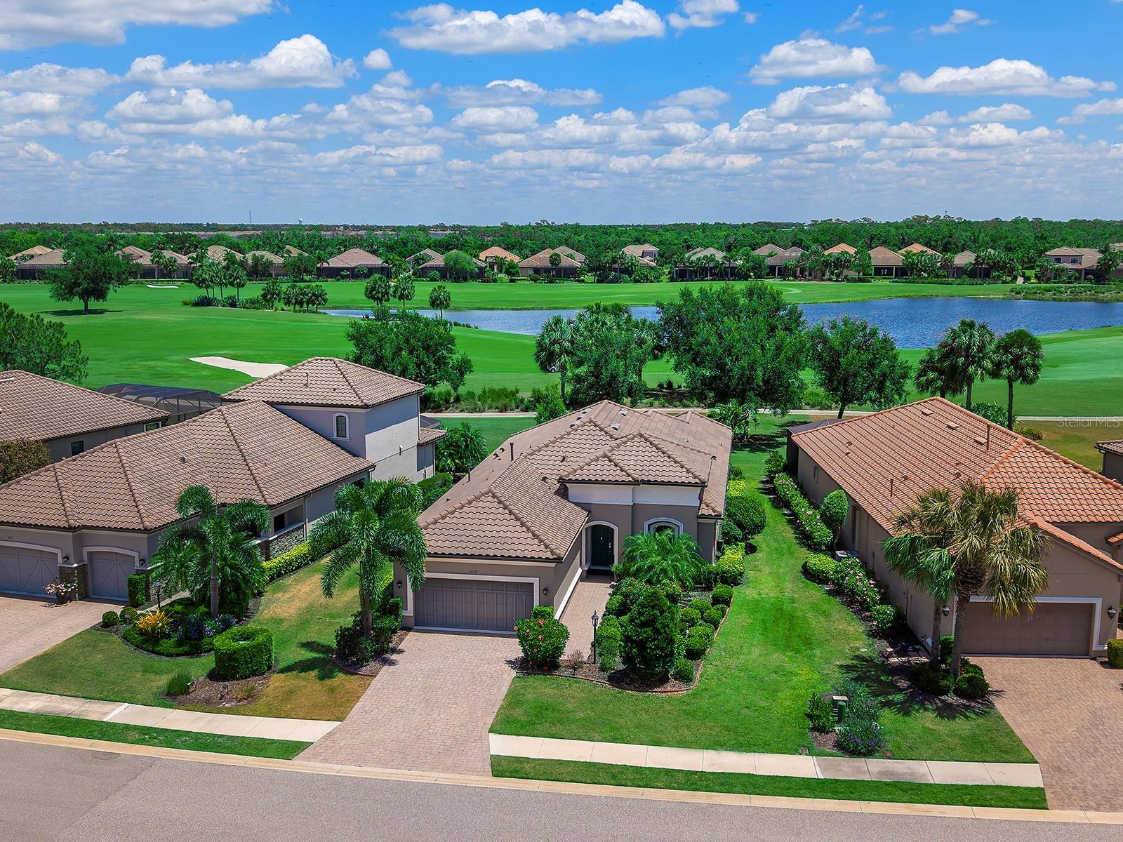 5137 Napoli, Bradenton, FL 34211