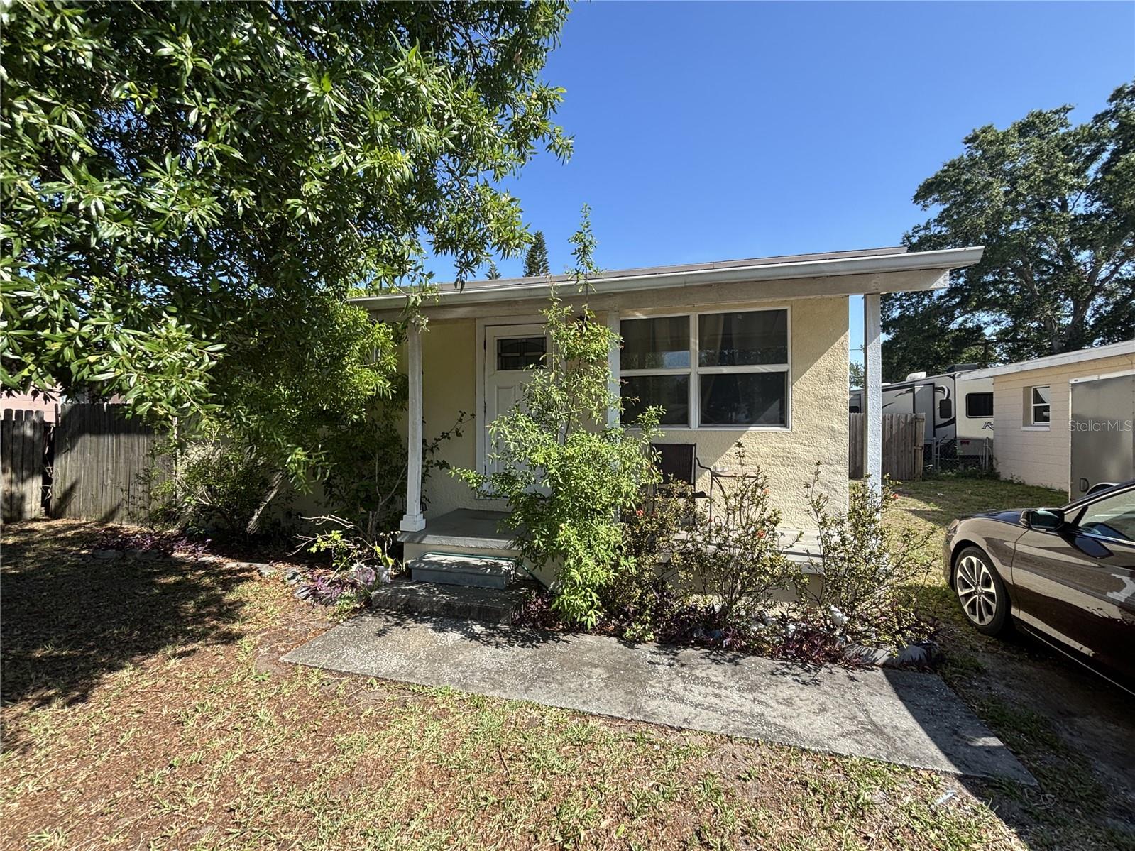 4327 43rd, St Petersburg, FL 33714