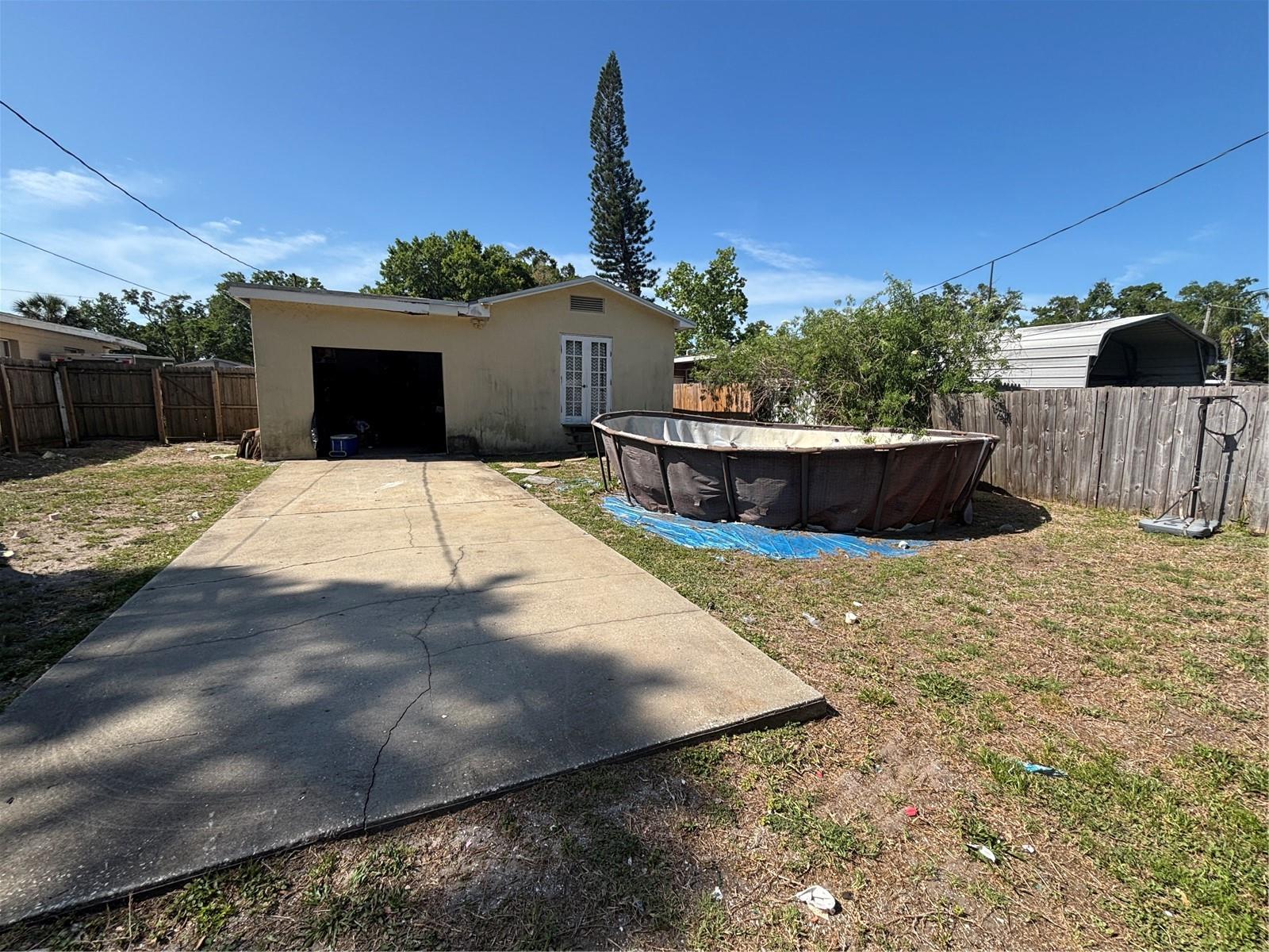 4327 43rd, St Petersburg, FL 33714