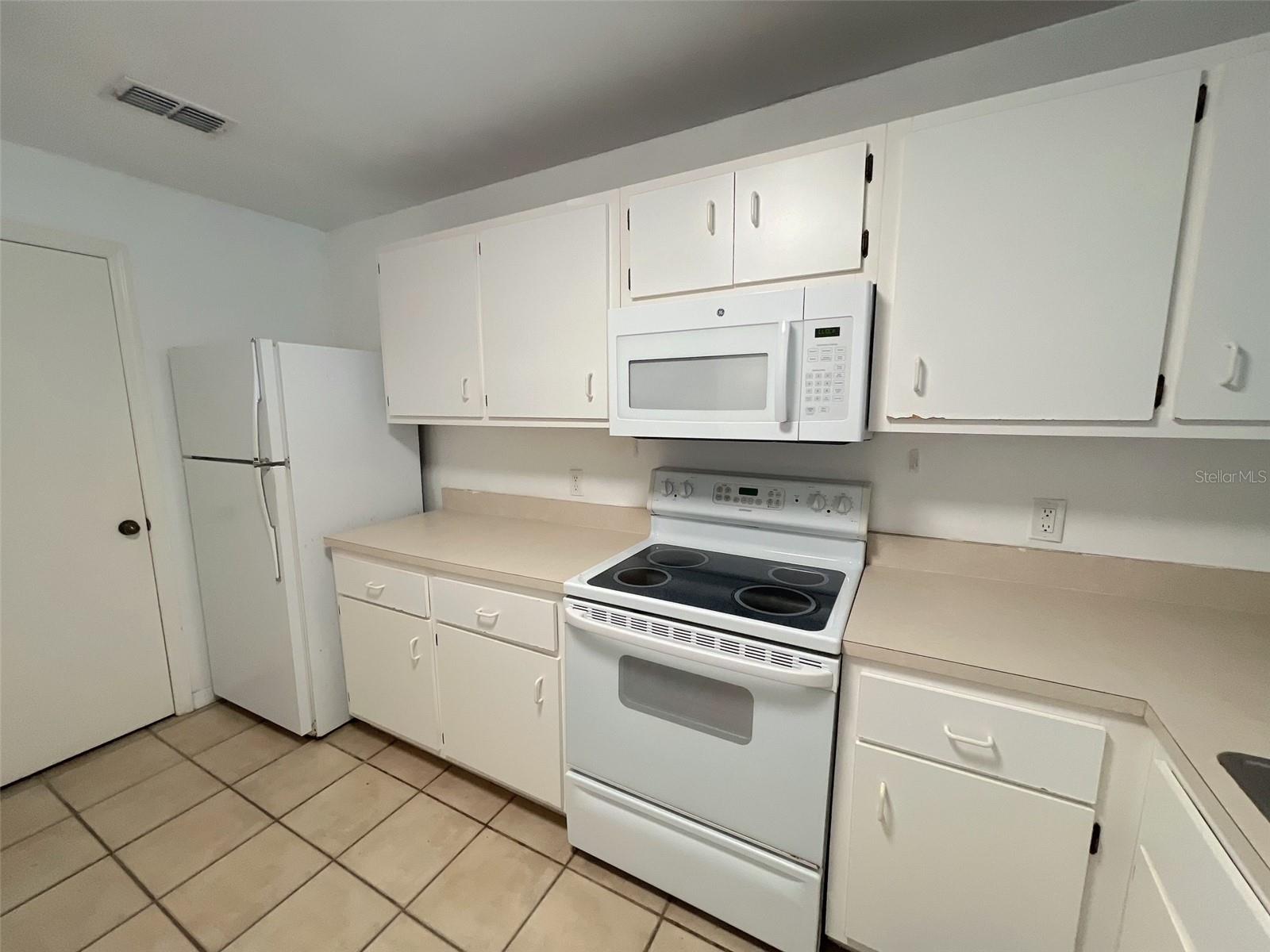 4700 Archer Unit D30, Gainesville, FL 32608