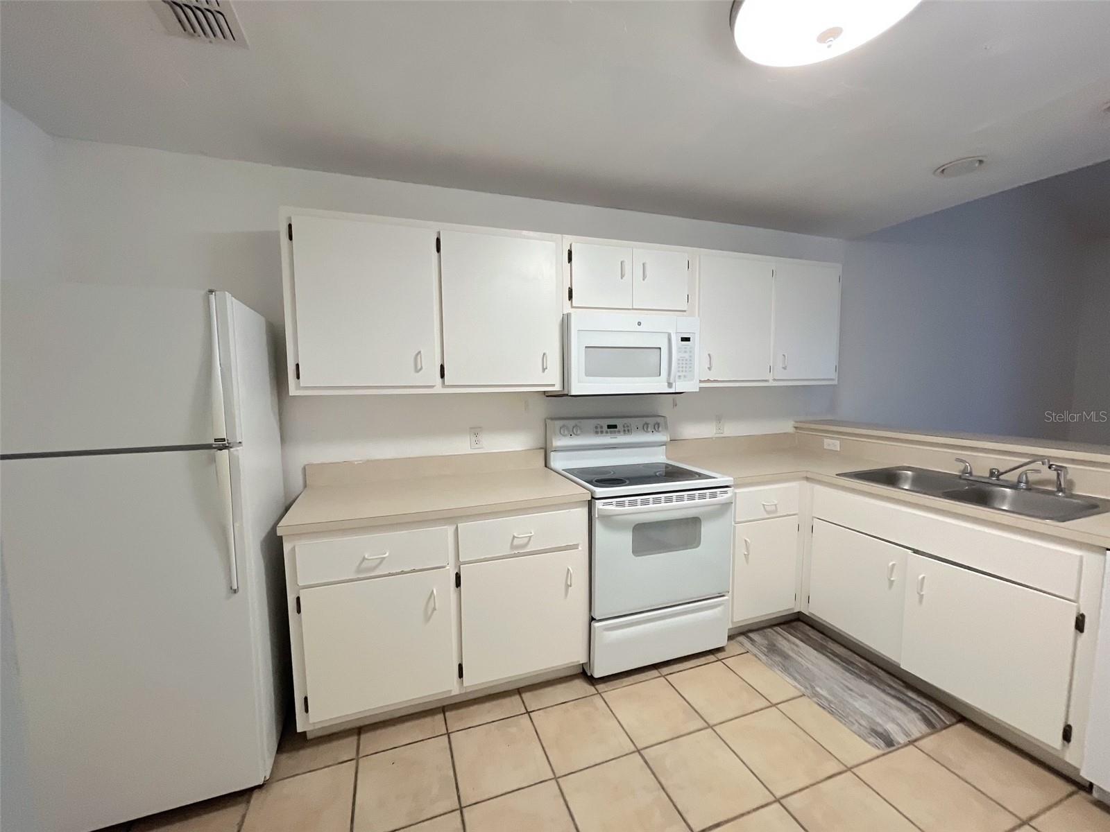 4700 Archer Unit D30, Gainesville, FL 32608