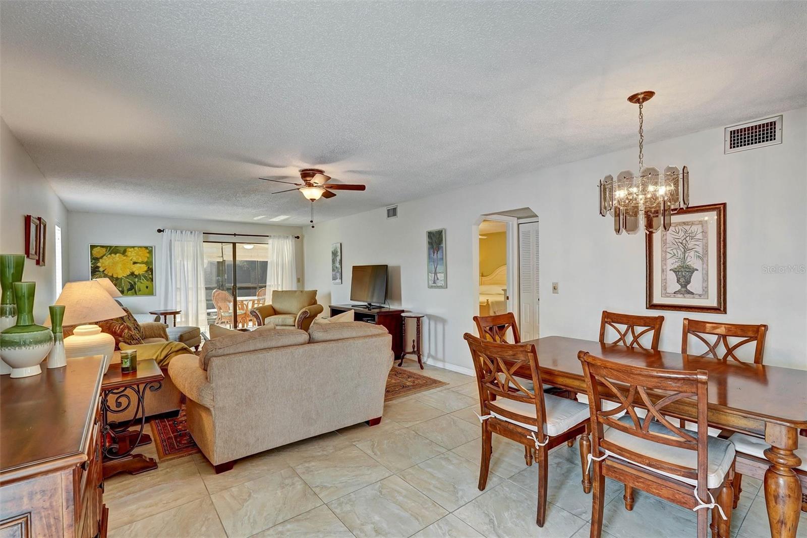 5400 34th Unit I9, Bradenton, FL 34210