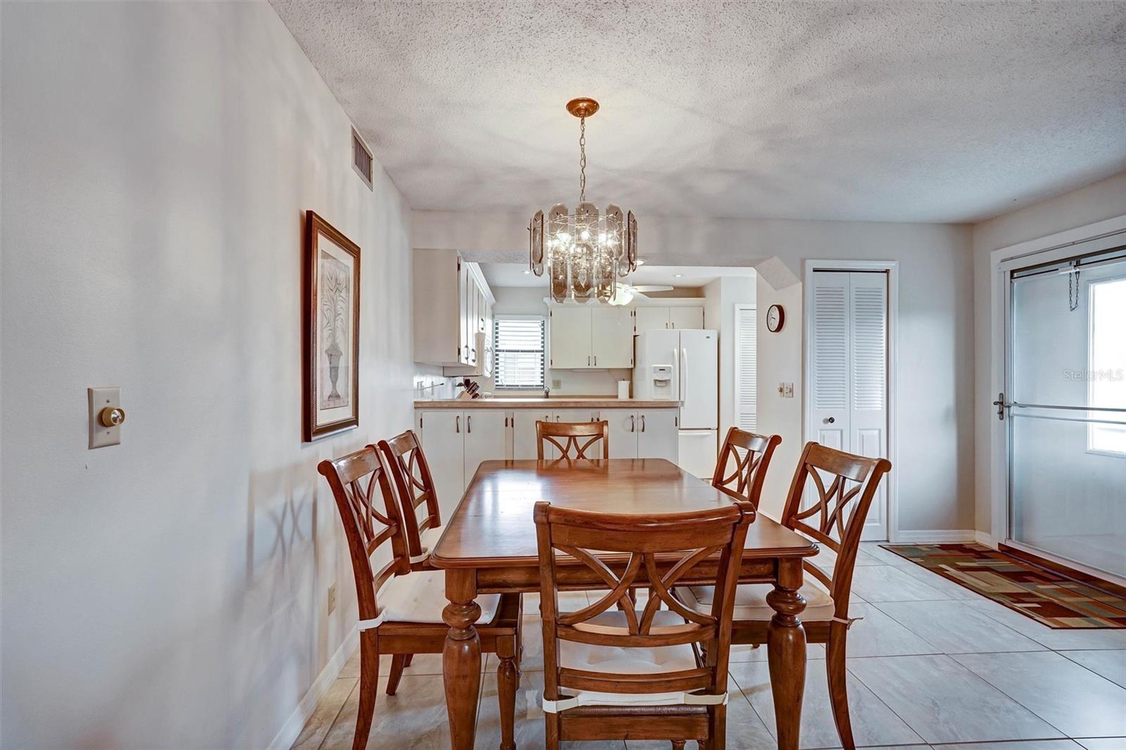 5400 34th Unit I9, Bradenton, FL 34210