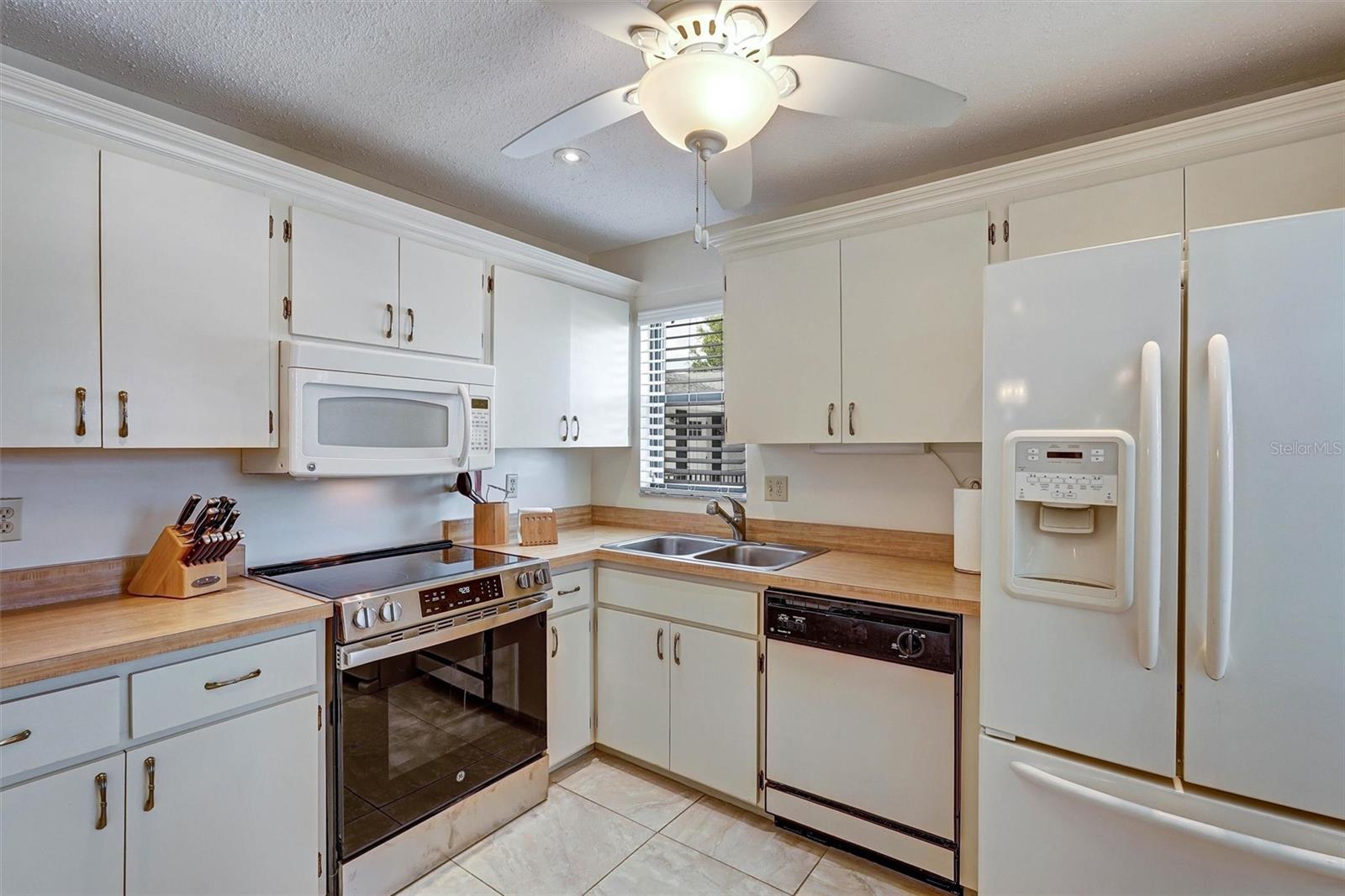 5400 34th Unit I9, Bradenton, FL 34210