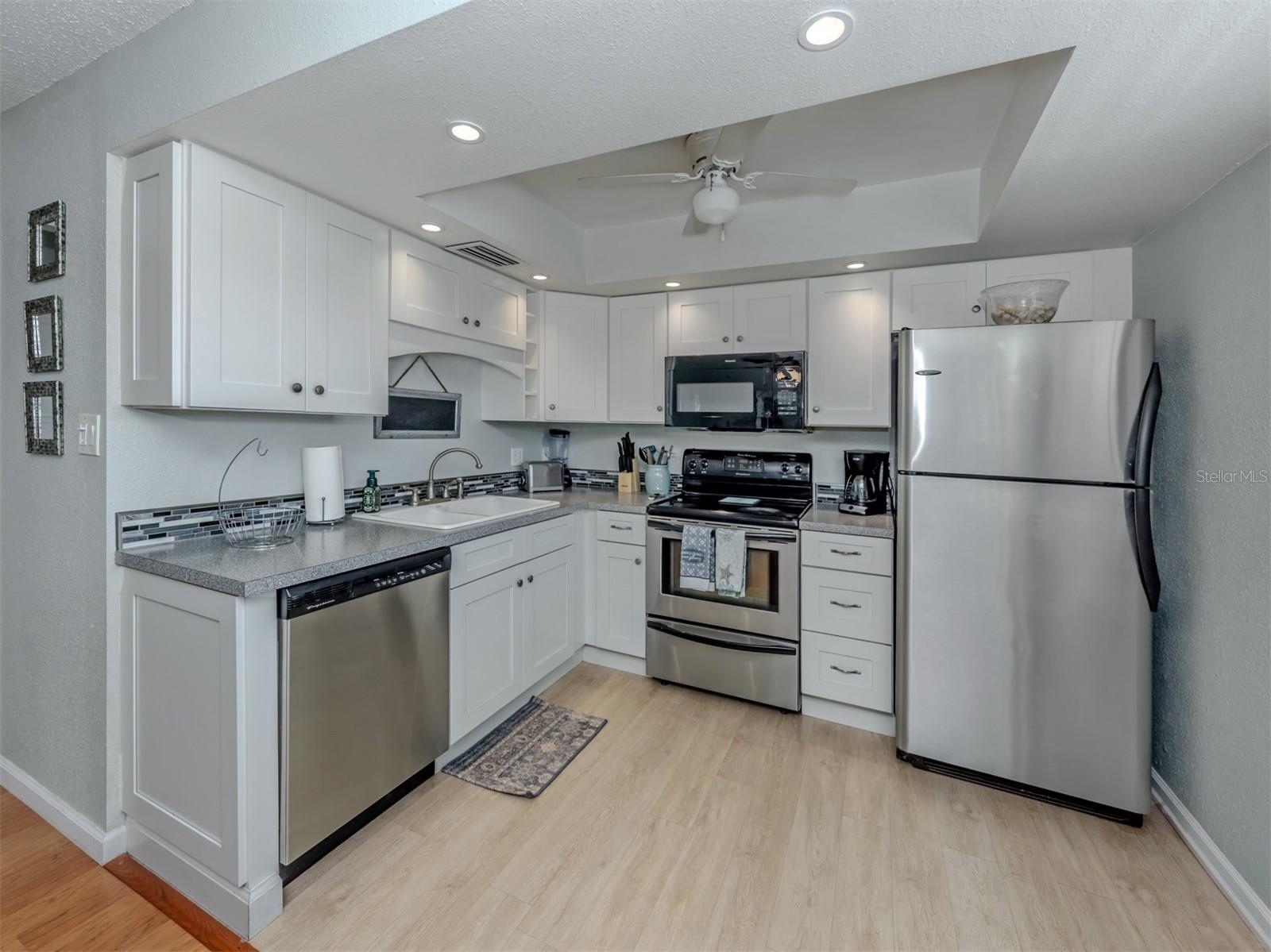 400 Base Unit 227, Venice, FL 34285