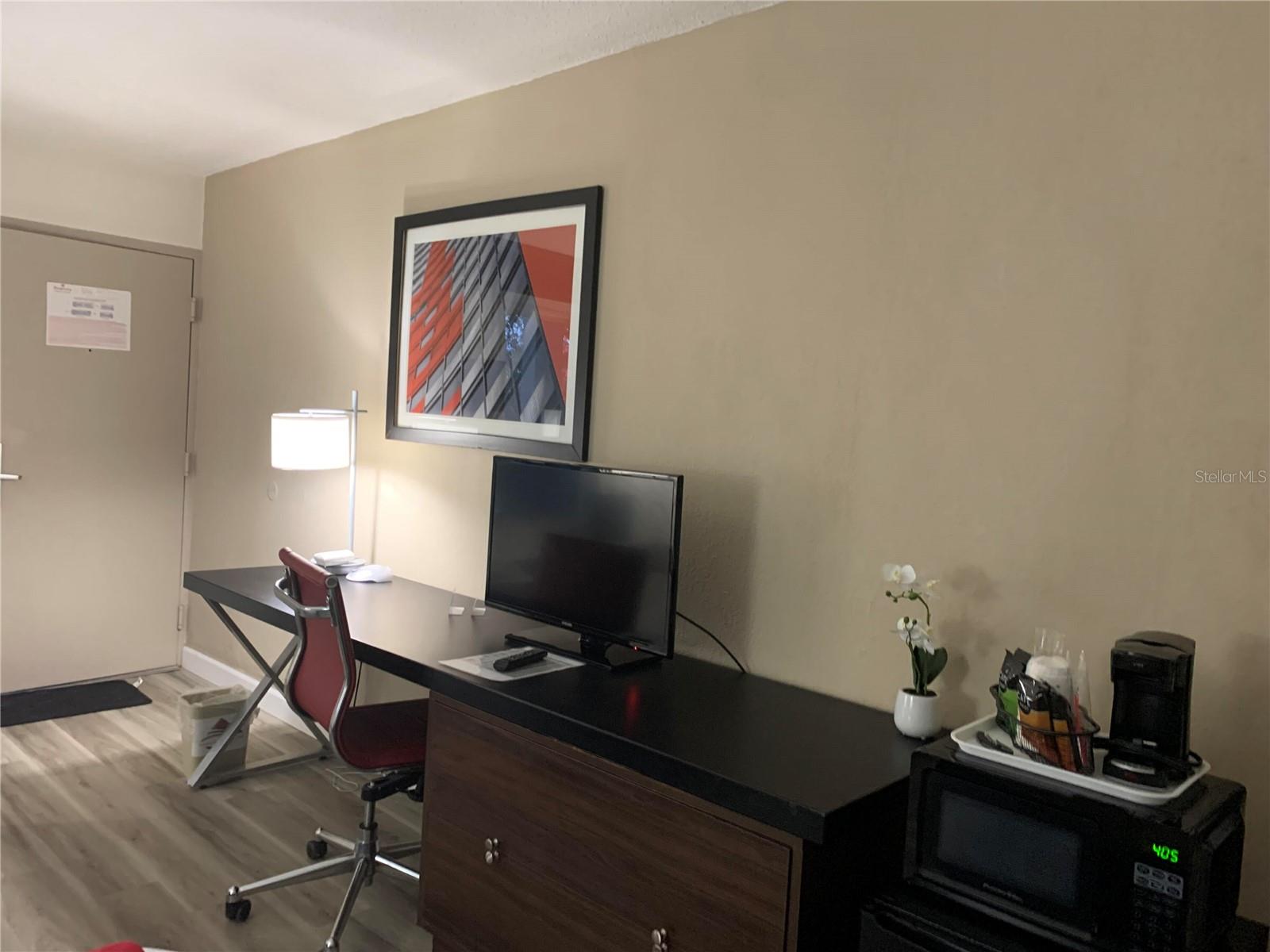 7150 Tamiami Unit S-604, Sarasota, FL 34243