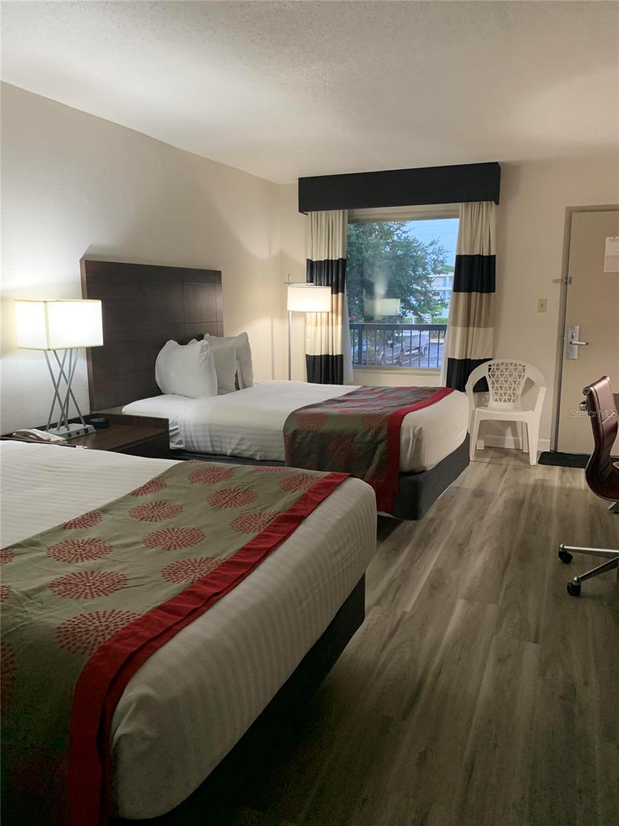 7150 Tamiami Unit S-604, Sarasota, FL 34243