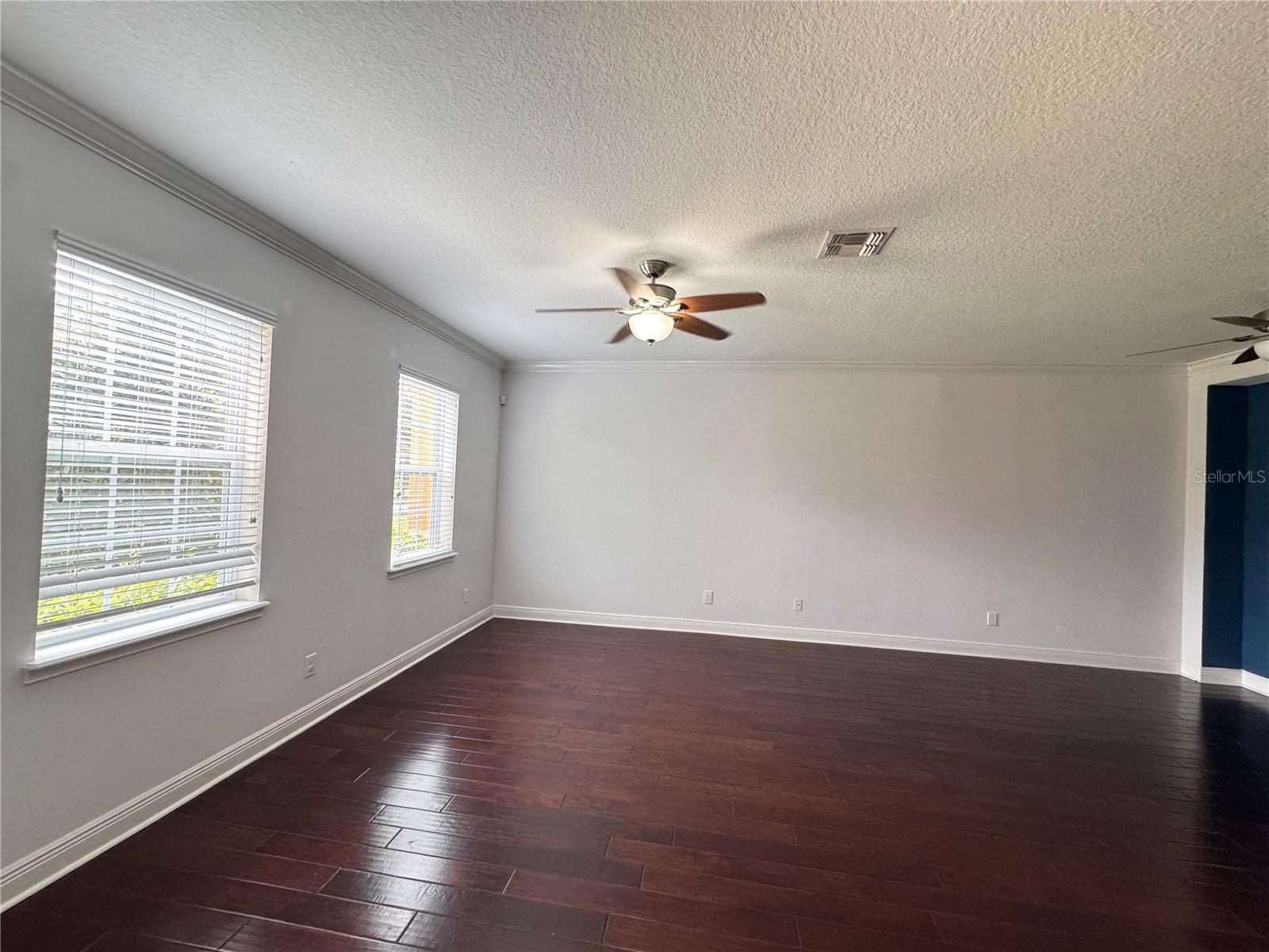 5335 Factors Walk, Sanford, FL 32771