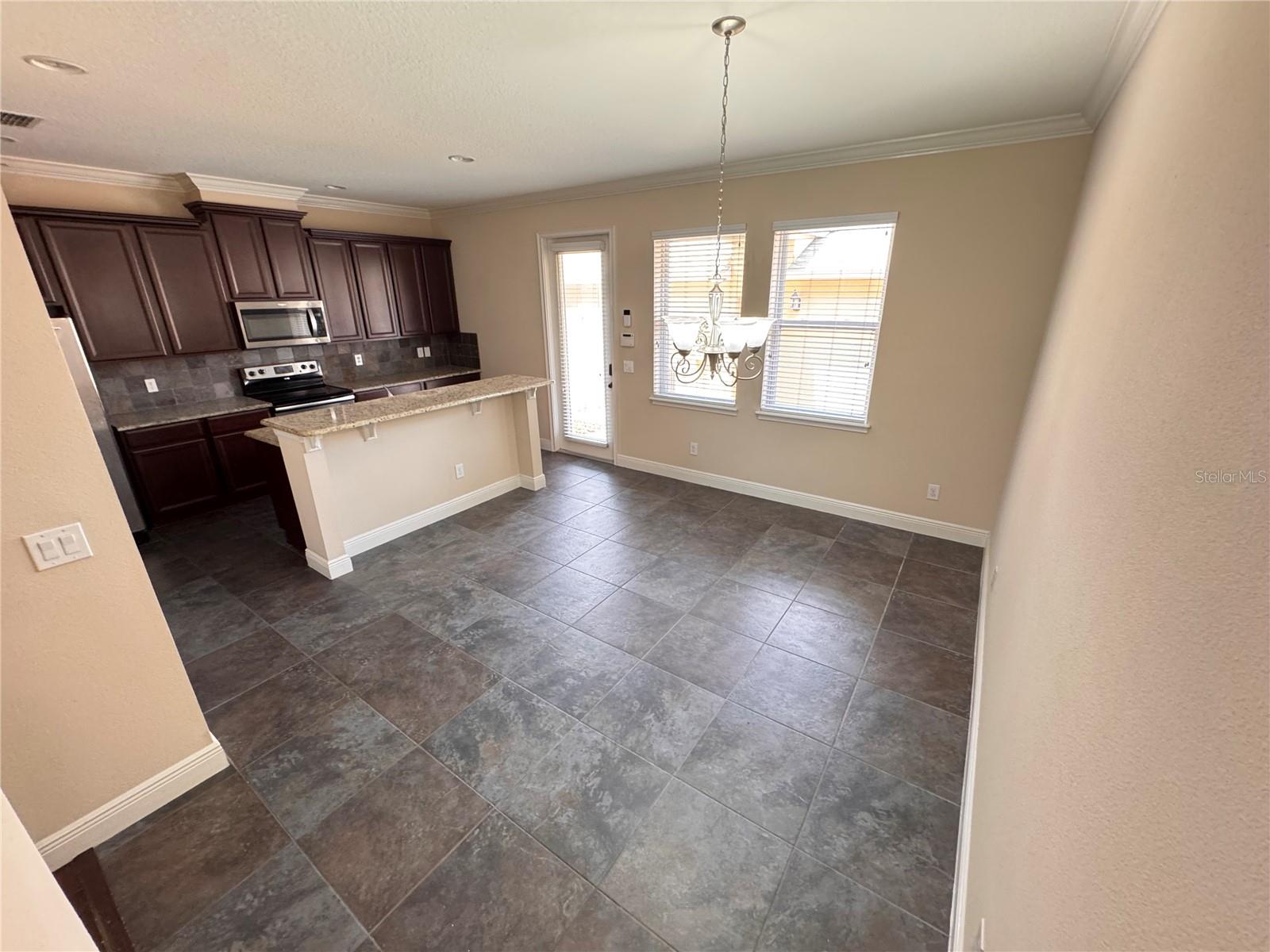 5335 Factors Walk, Sanford, FL 32771