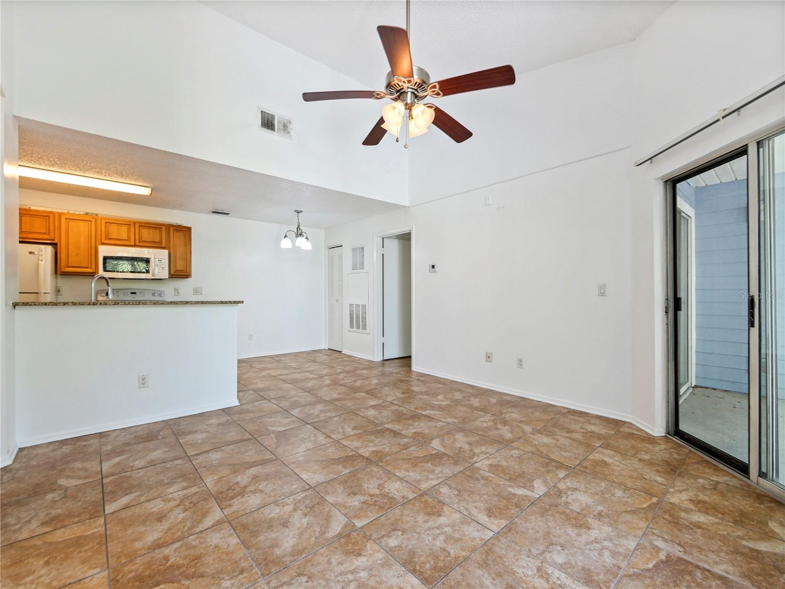 2569 Grassy Point Unit 309, Lake Mary, FL 32746