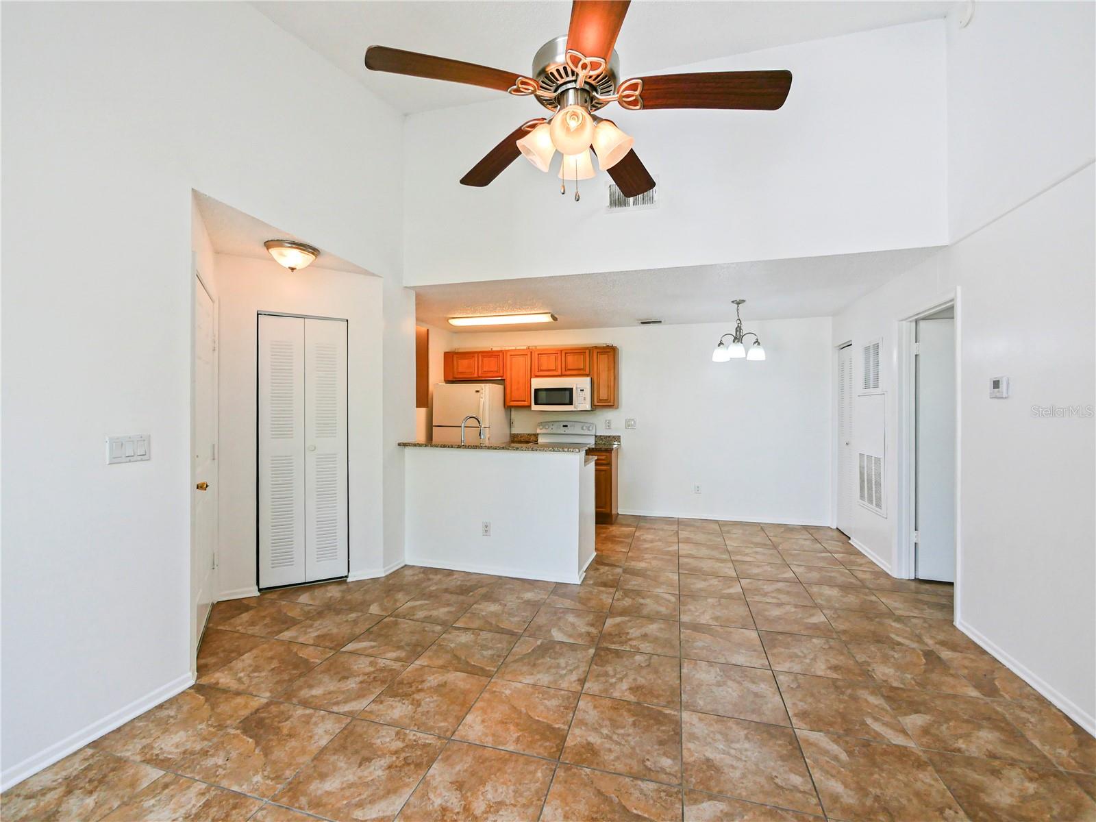2569 Grassy Point Unit 309, Lake Mary, FL 32746