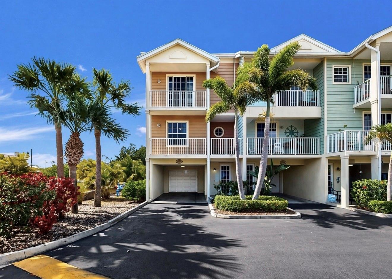 3202 Mangrove Point, Ruskin, FL 33570