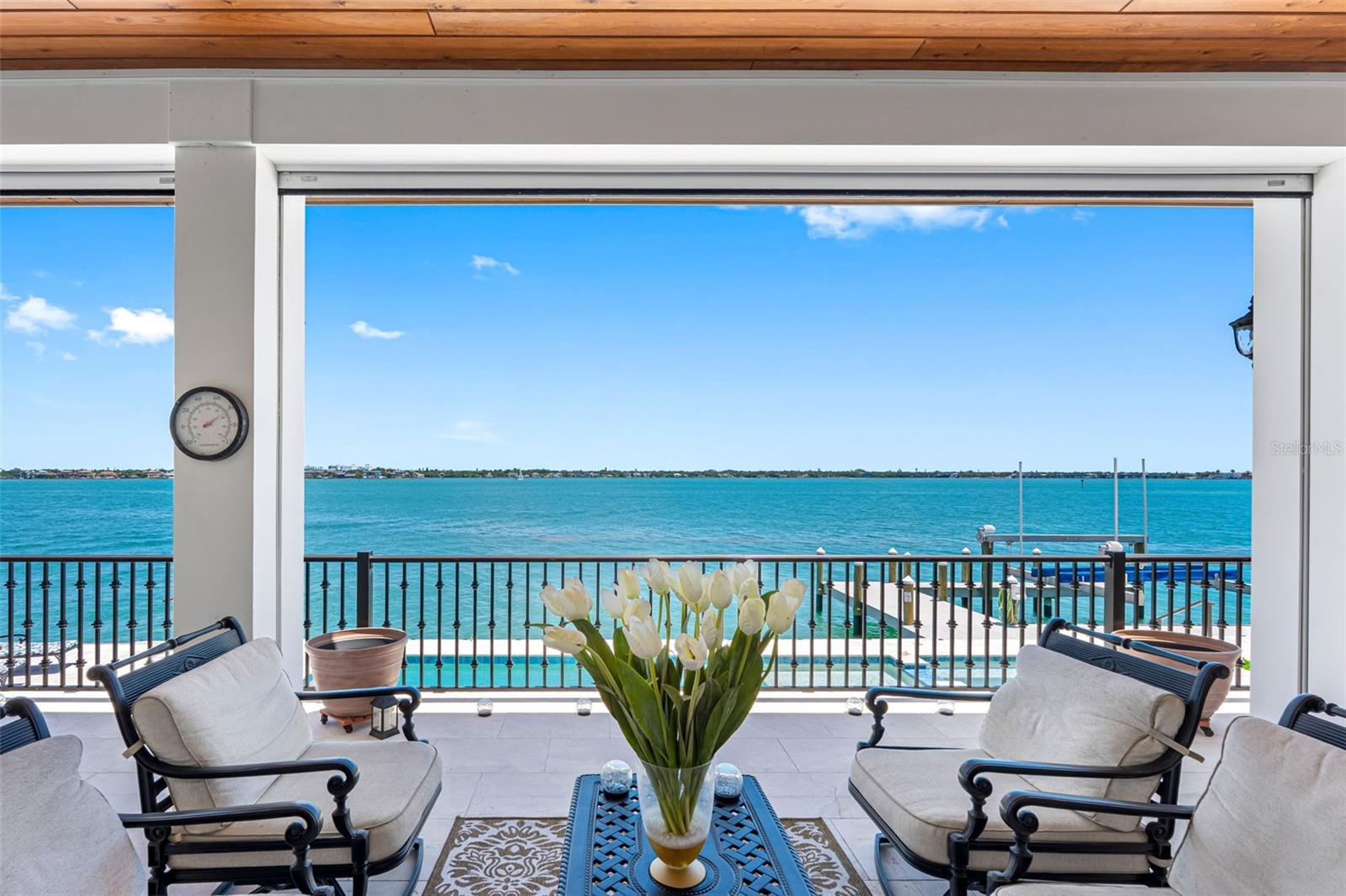 487 Meadow Lark Dr, Sarasota, FL 34236