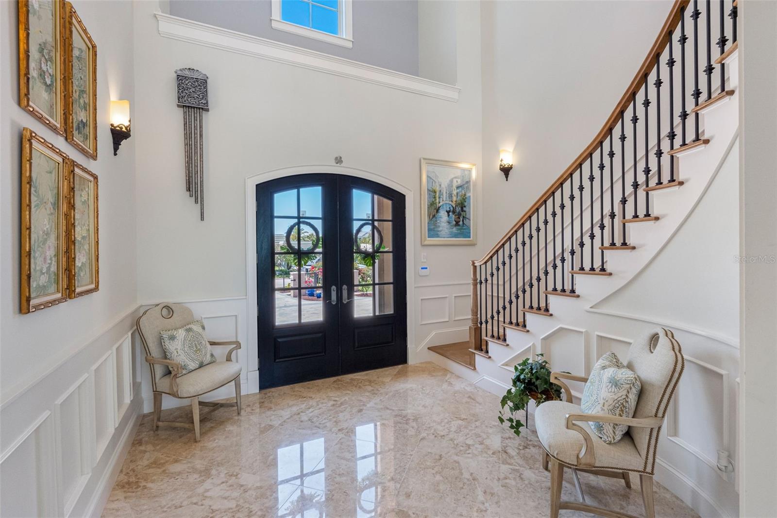 487 Meadow Lark Dr, Sarasota, FL 34236