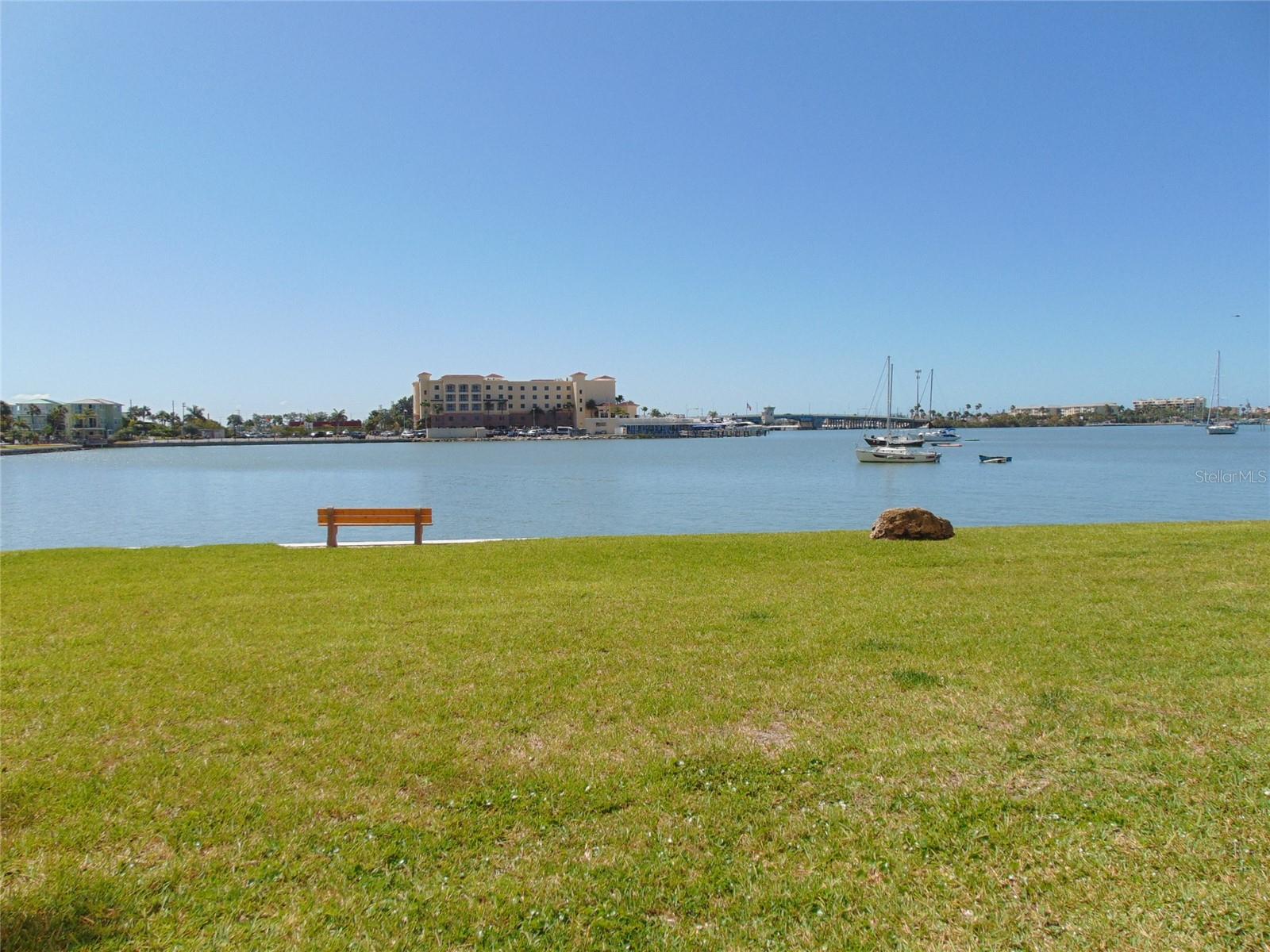 4775 Cove Unit 104, St Petersburg, FL 33708