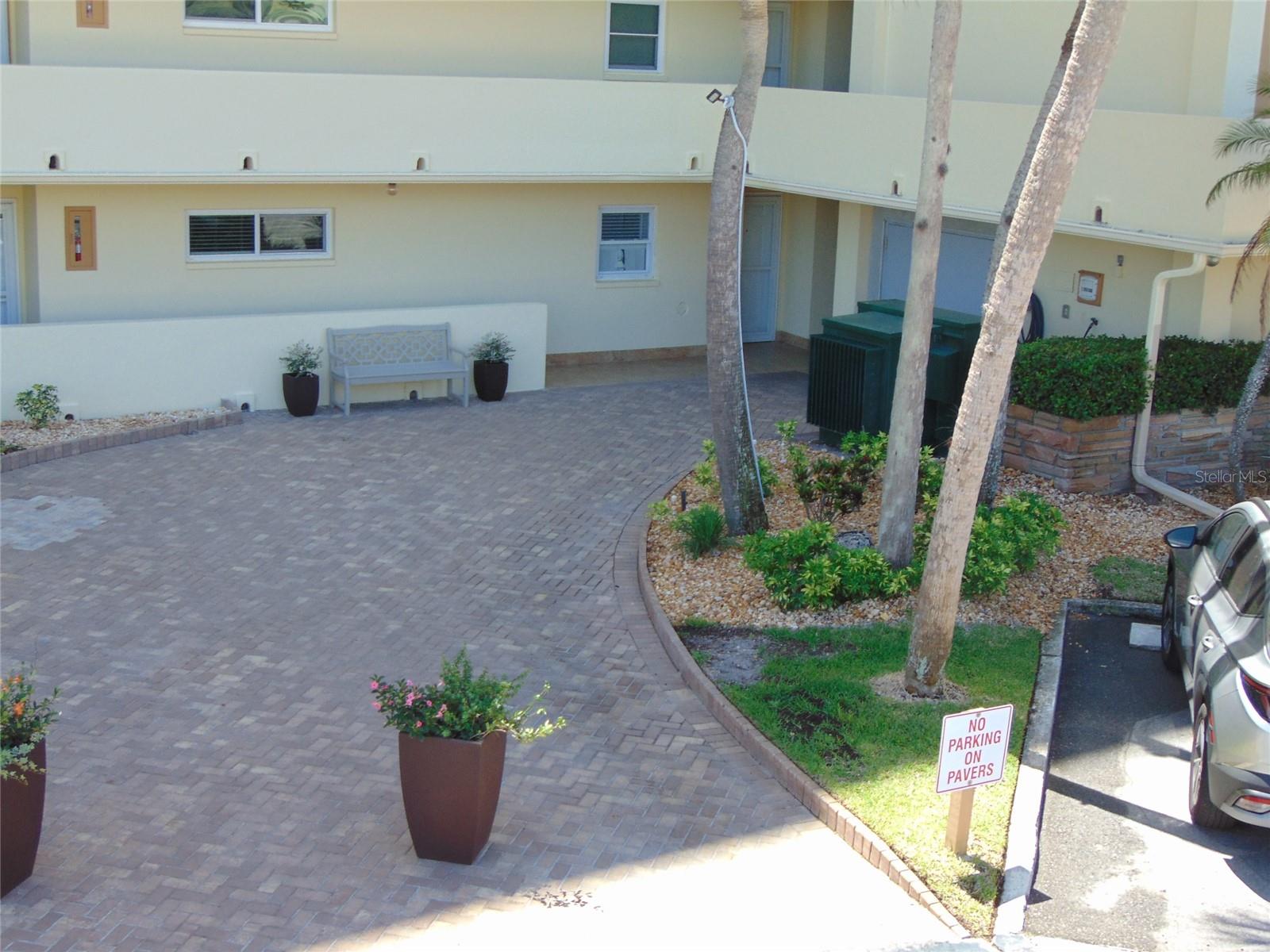 4775 Cove Unit 104, St Petersburg, FL 33708