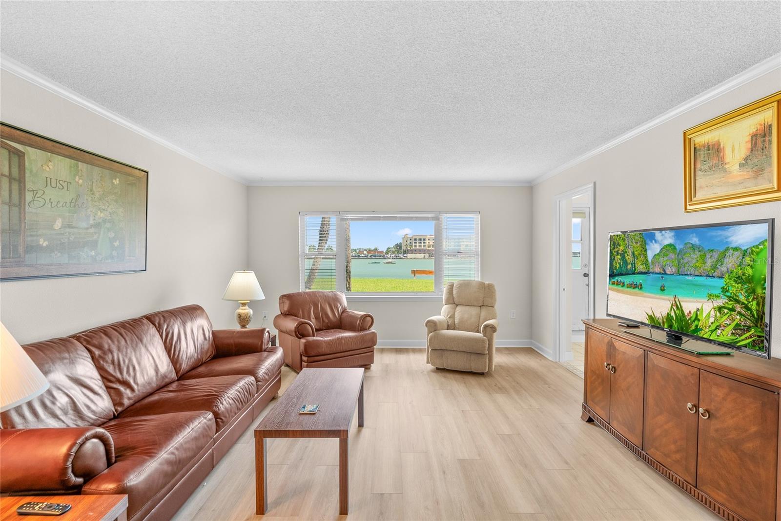 4775 Cove Unit 104, St Petersburg, FL 33708