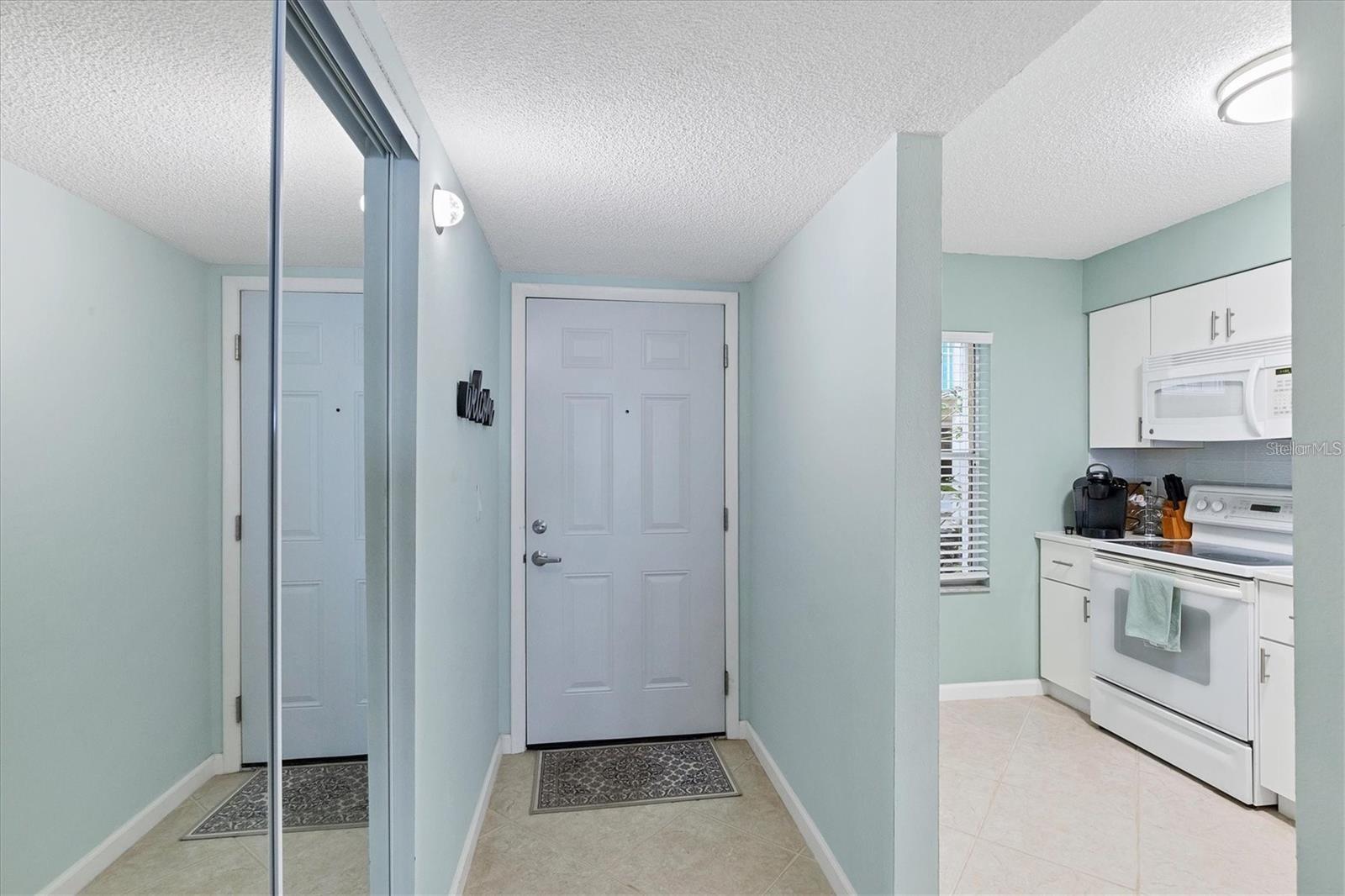 7294 Cloister Unit 9, Sarasota, FL 34231