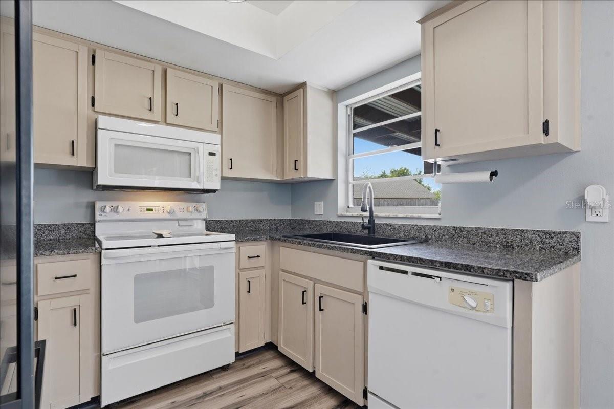 8913 Wood Lake, New Port Richey, FL 34653