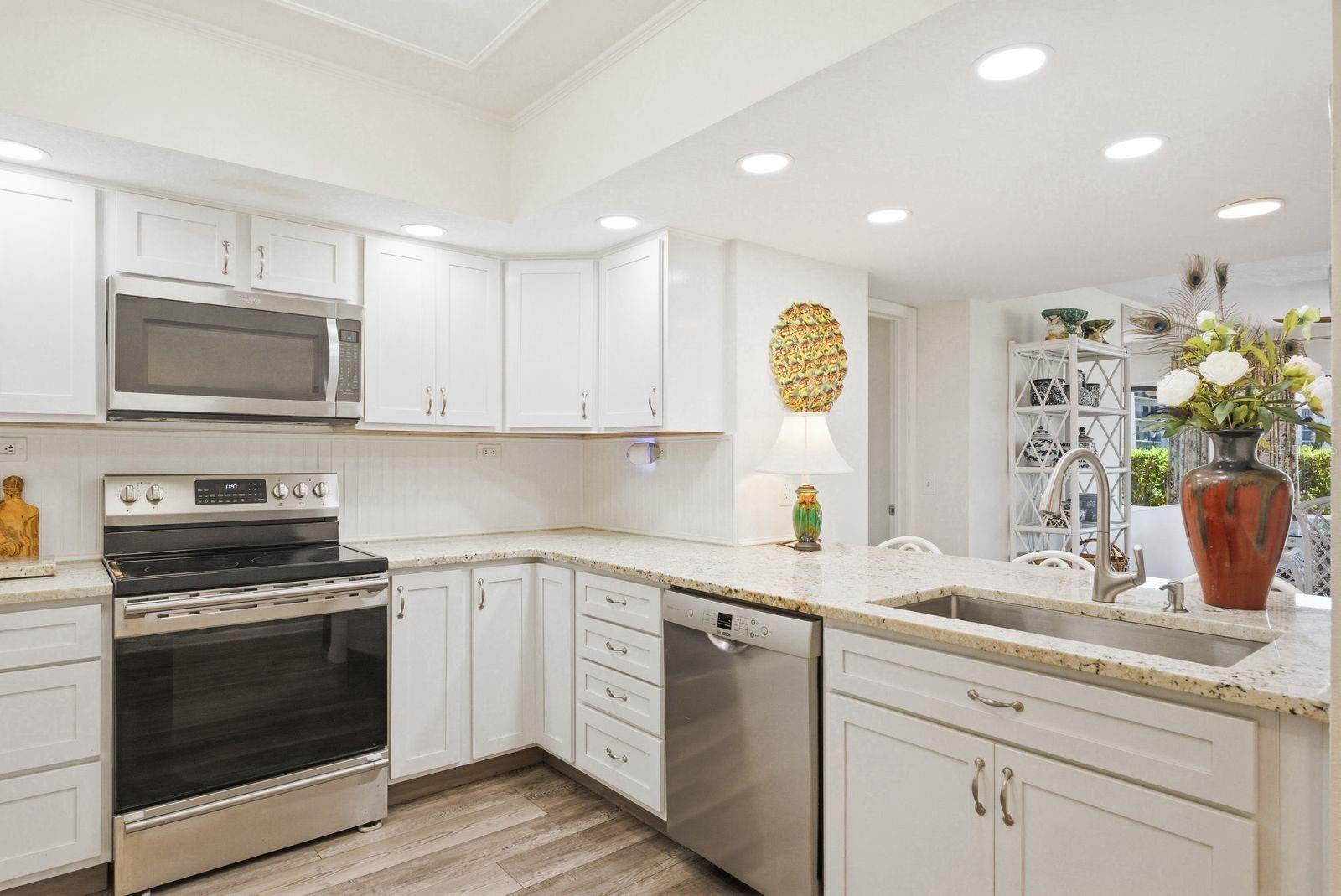 302 Mariner Unit 302, Tarpon Springs, FL 34689