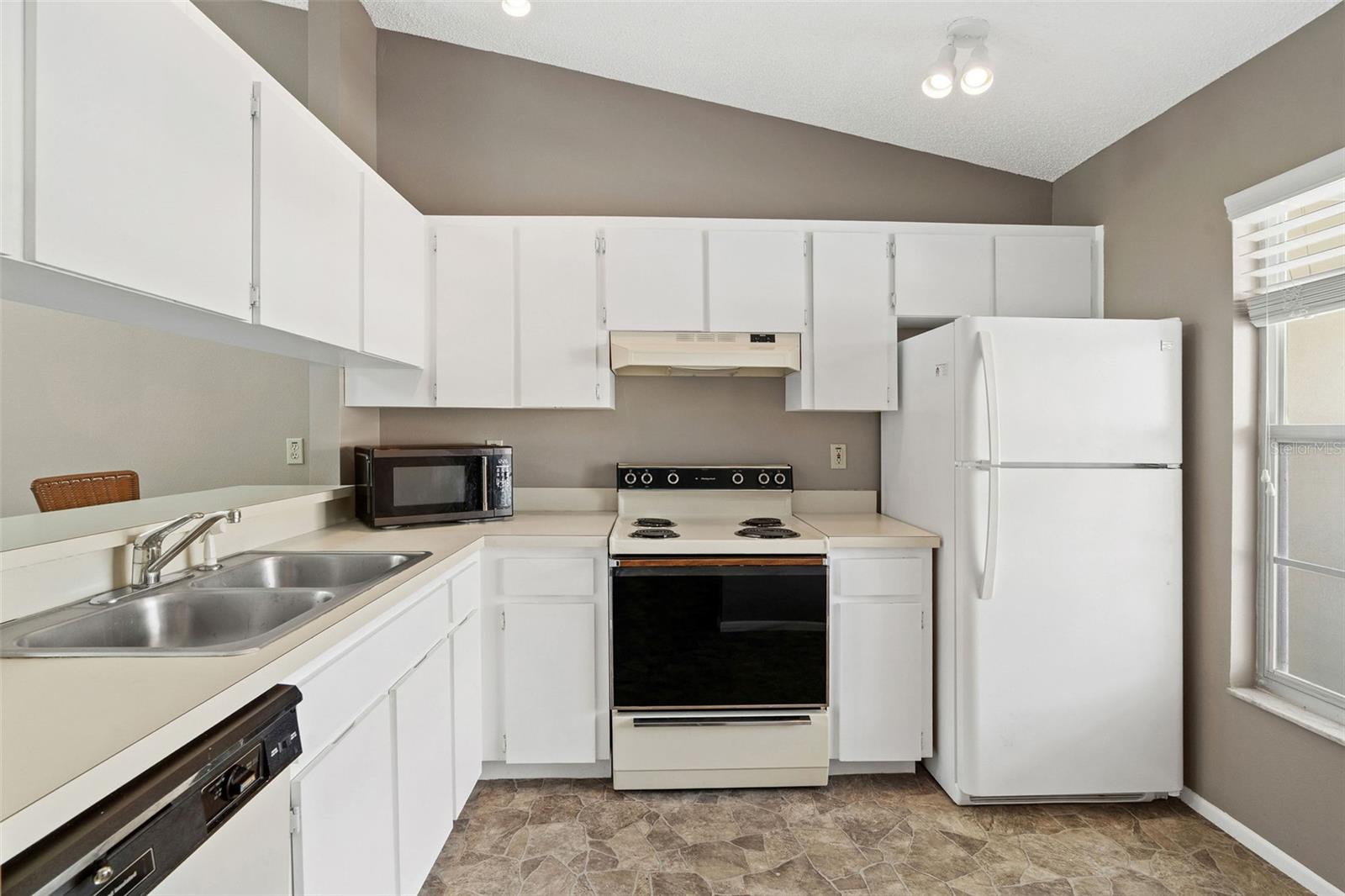 12239 Sun Vista, Treasure Island, FL 33706