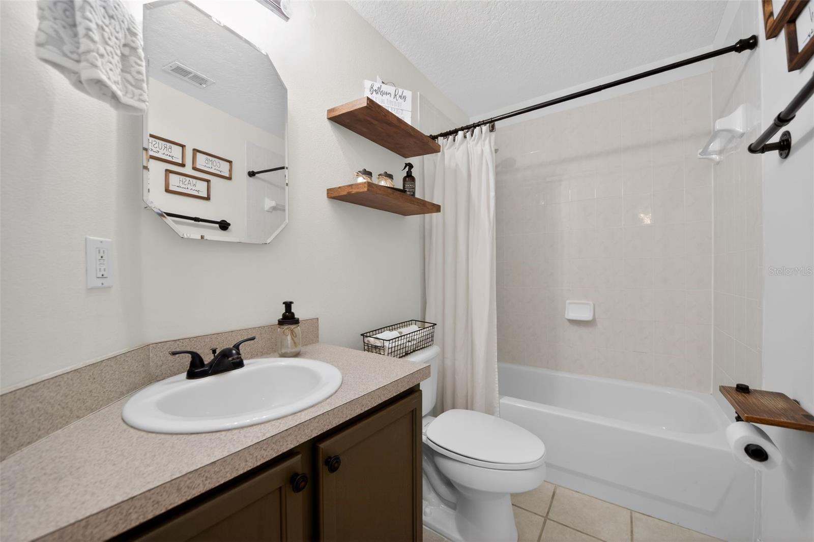 692 Seabrook Unit 101, Altamonte Springs, FL 32714