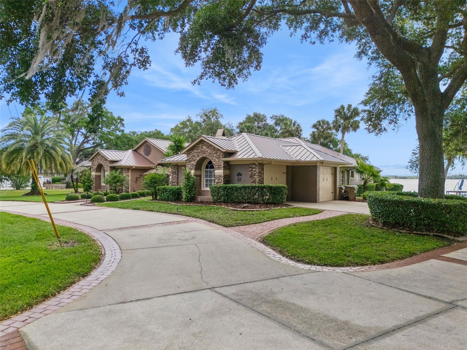 29650 Squirrel Point, Tavares, FL 32778