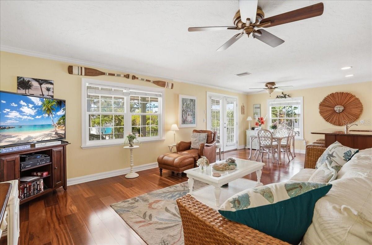 2811 Gulf, Holmes Beach, FL 34217