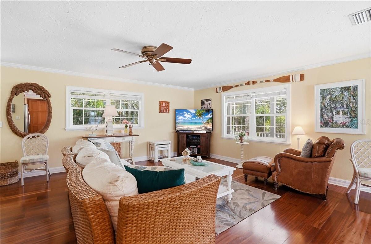 2811 Gulf, Holmes Beach, FL 34217
