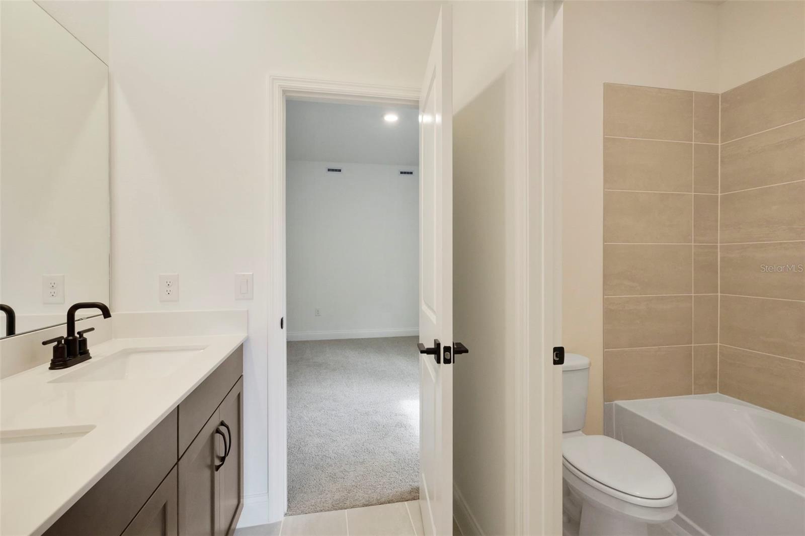5171 Mockingbird Sound, Sanford, FL 32773