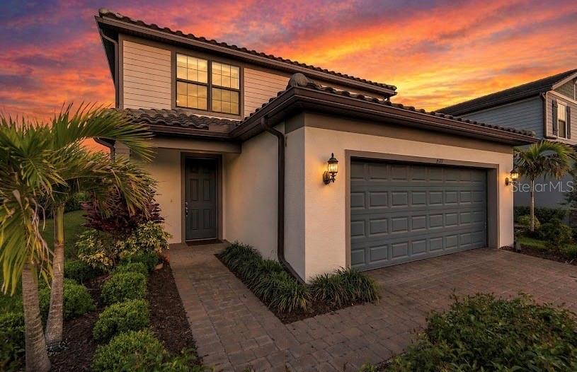 6111 Bluestar, Lakewood Ranch, FL 34211