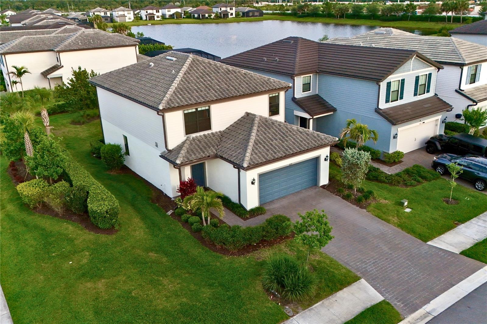 6111 Bluestar, Lakewood Ranch, FL 34211