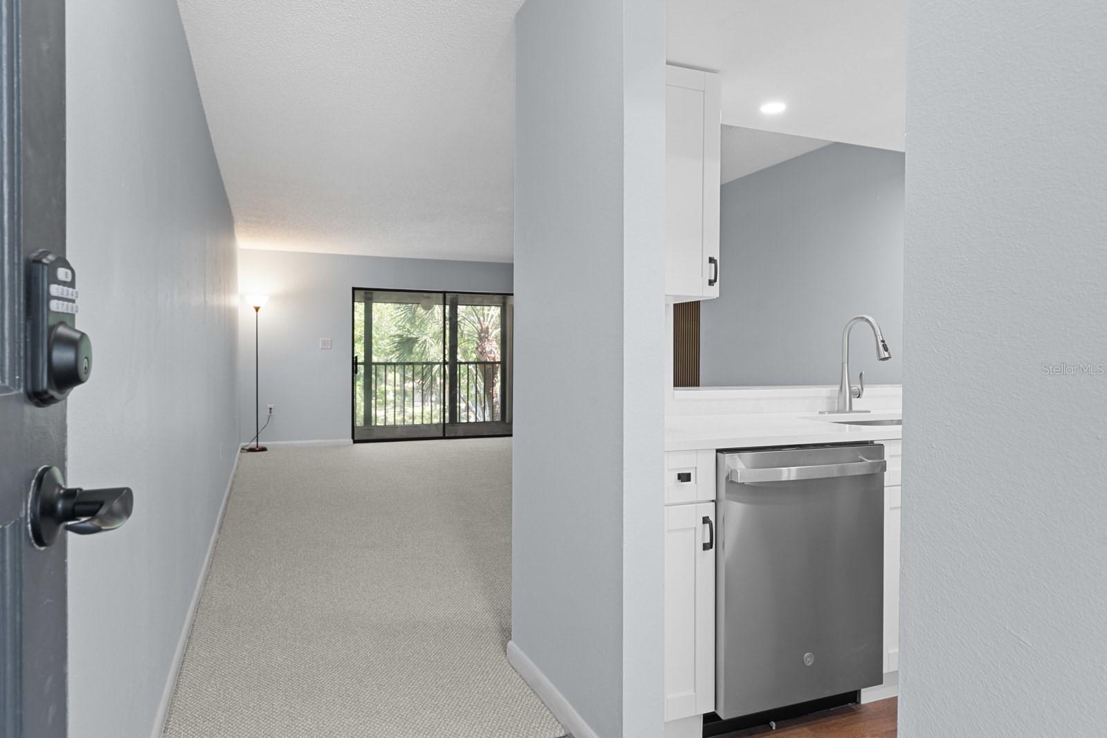 2650 Countryside Unit B307, Clearwater, FL 33761
