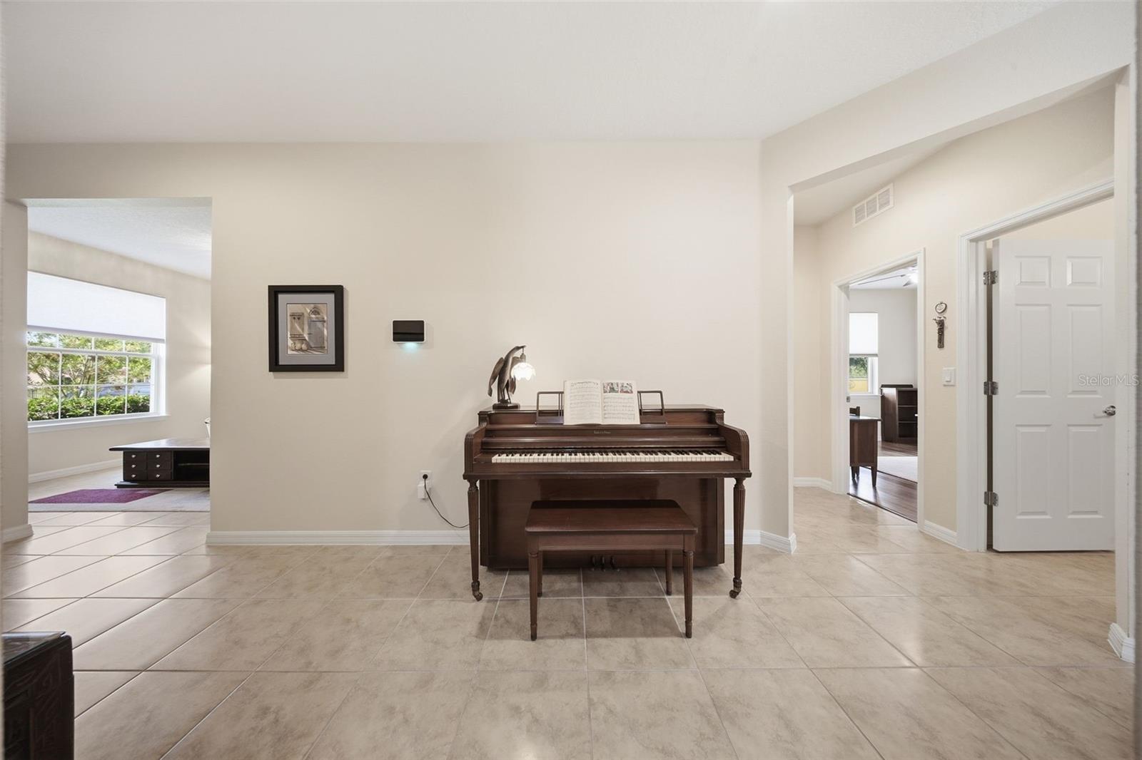 1670 Regal River, Ocoee, FL 34761