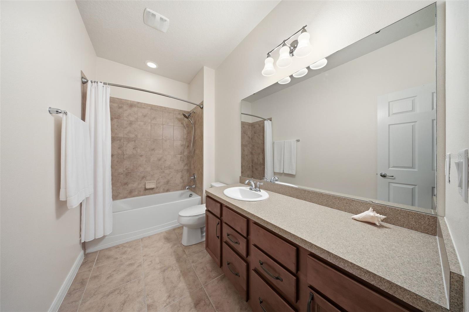 1670 Regal River, Ocoee, FL 34761