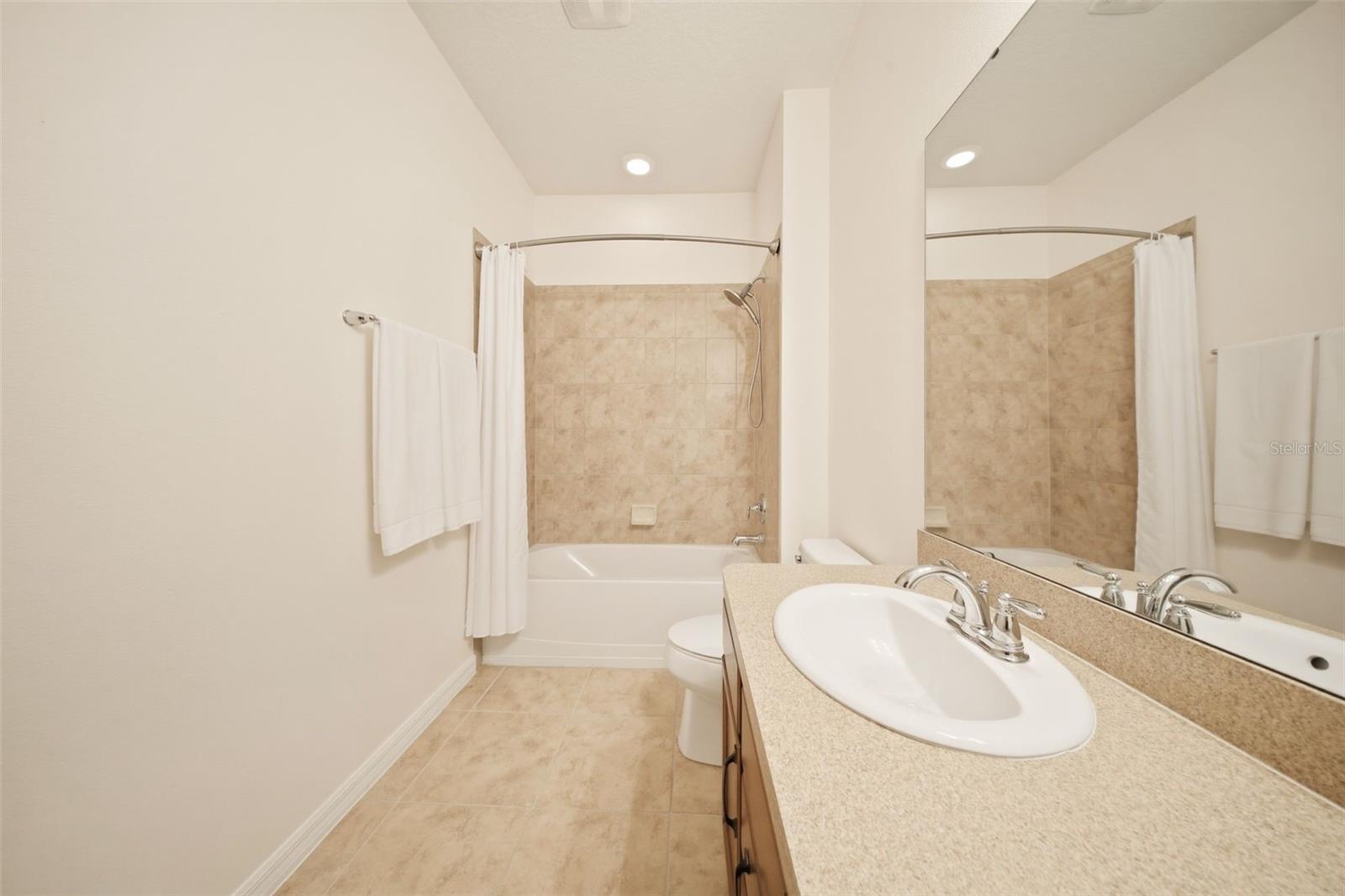 1670 Regal River, Ocoee, FL 34761