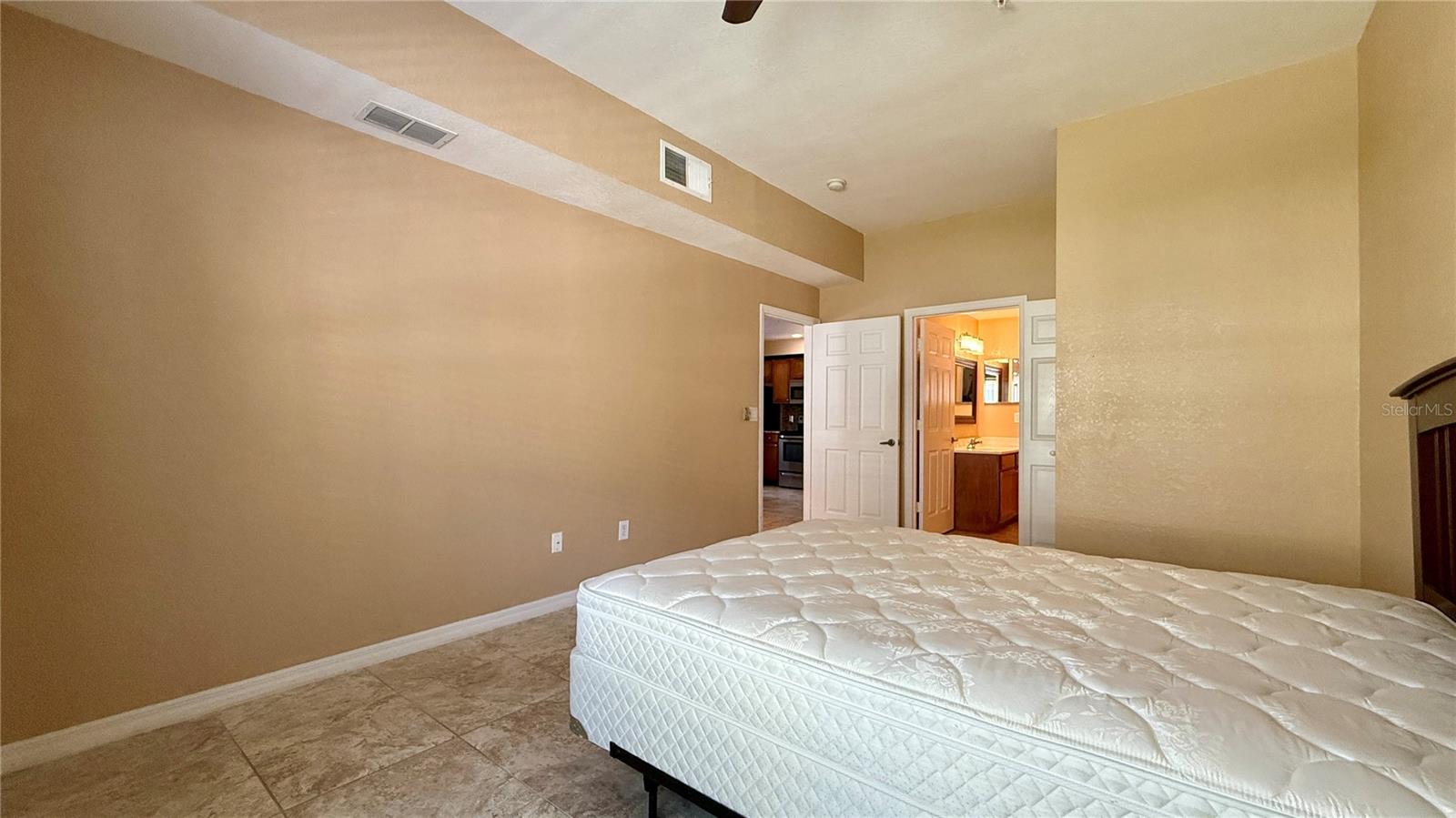 4005 San Sebastian Unit 107, Kissimmee, FL 34741