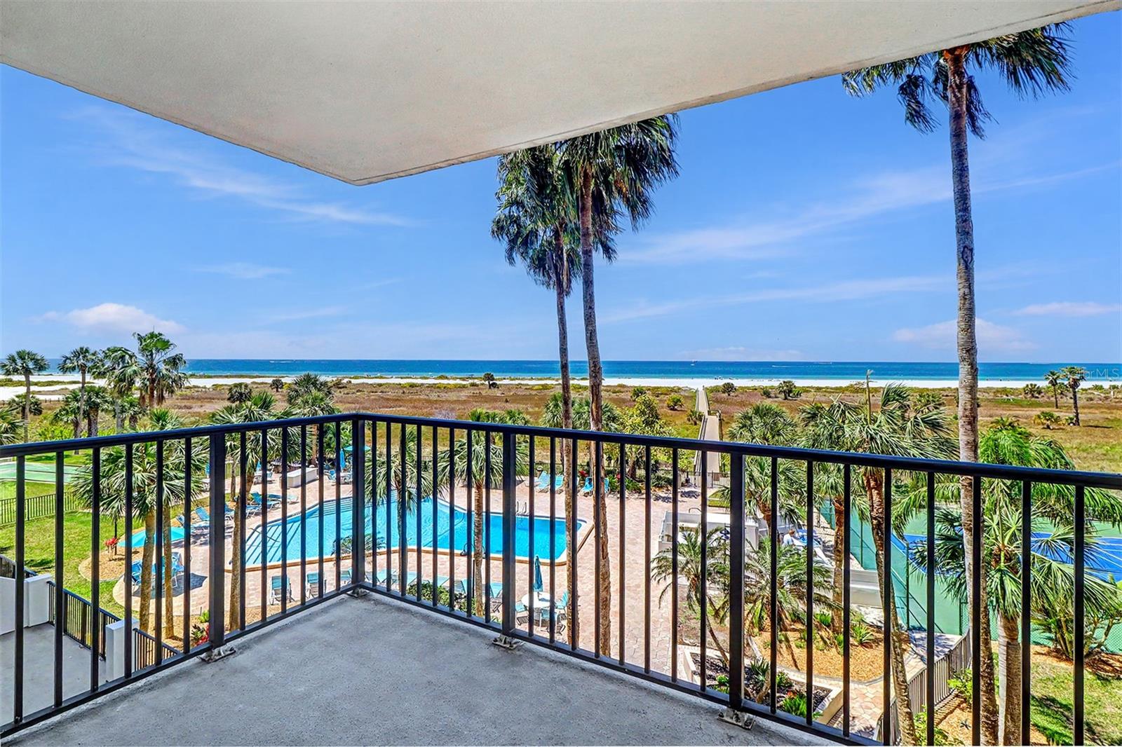 1230 Gulf Unit 404, Clearwater Beach, FL 33767