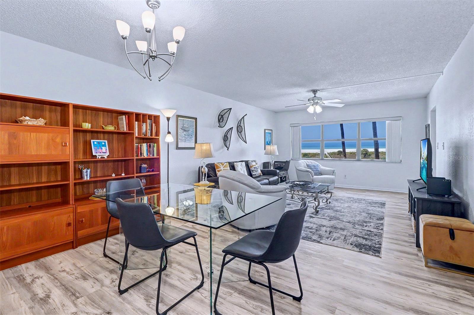 1230 Gulf Unit 404, Clearwater Beach, FL 33767