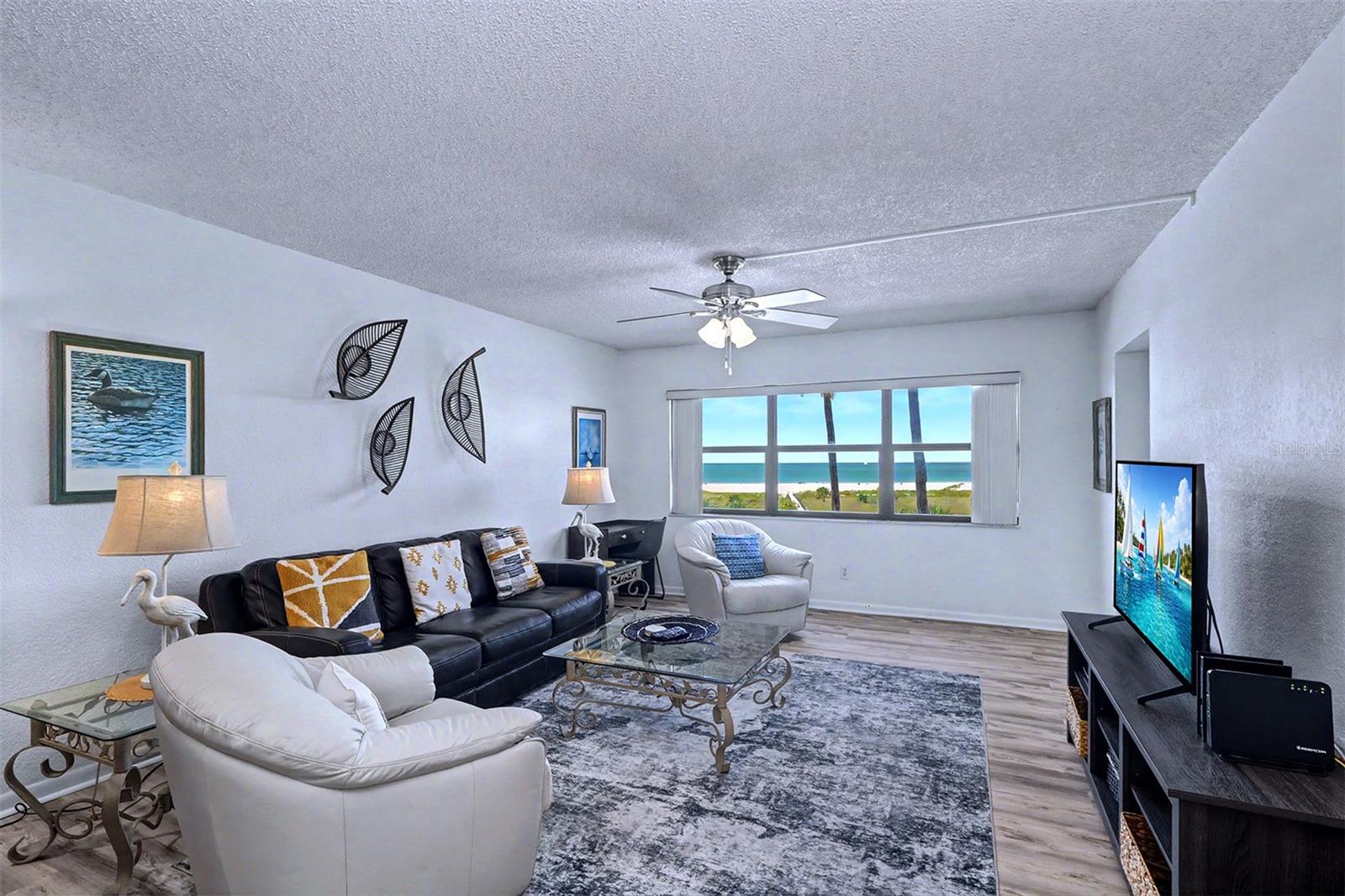 1230 Gulf Unit 404, Clearwater Beach, FL 33767