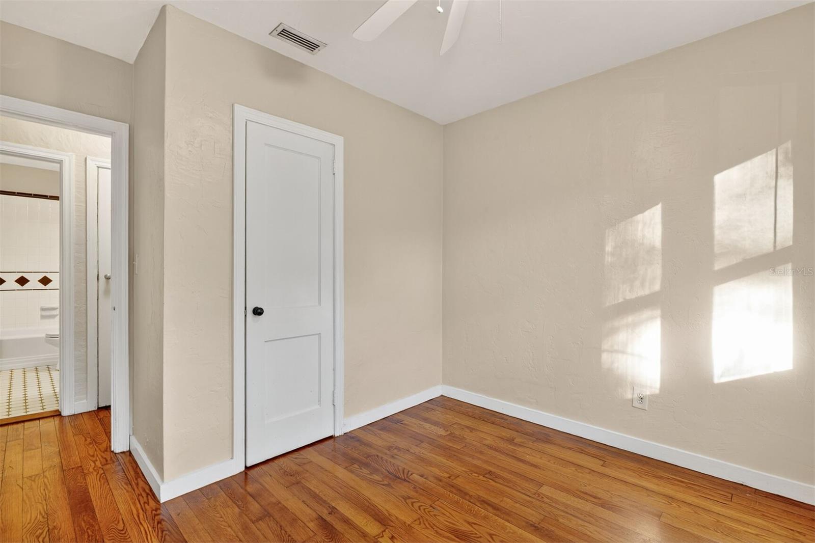 914 6th, Gainesville, FL 32601